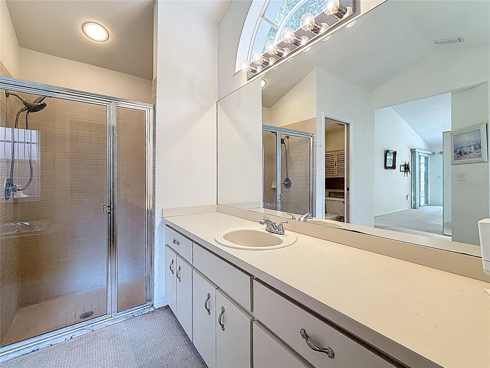 Image 28 of 82 For 2973 Spring Oak Court