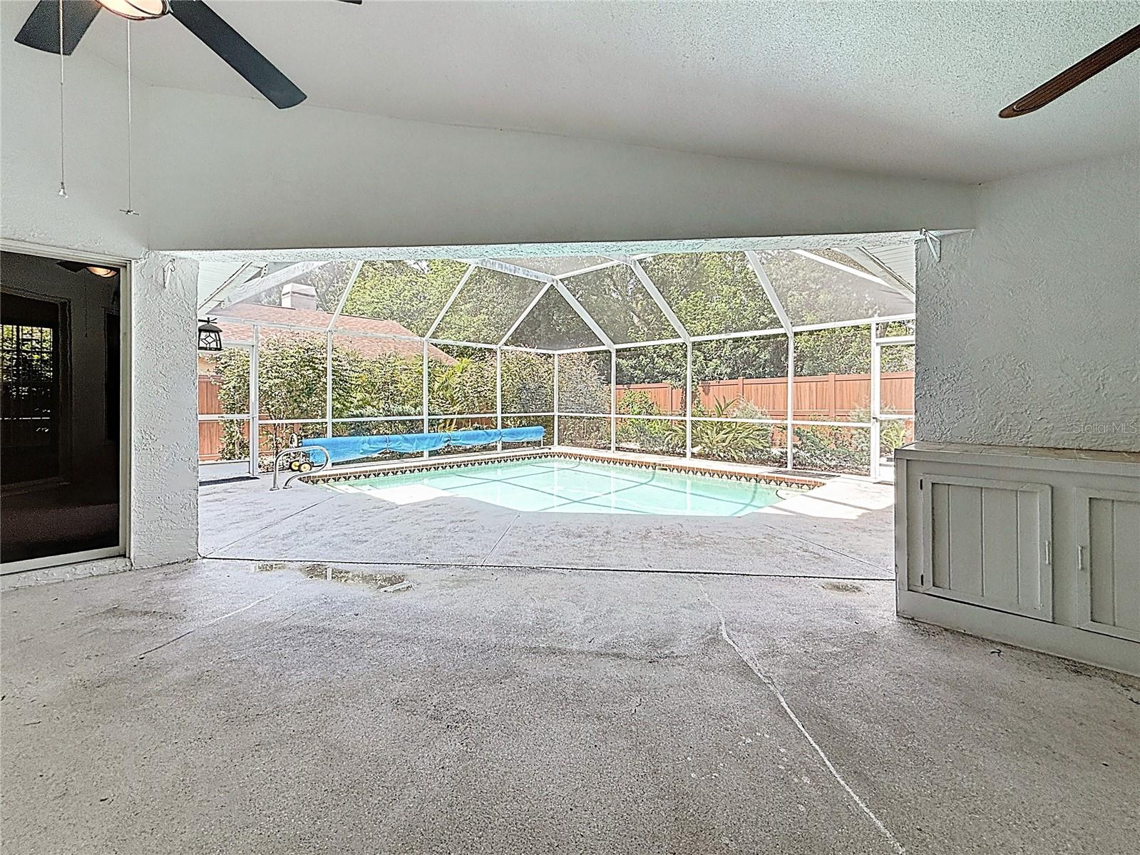 Image 33 of 82 For 2973 Spring Oak Court