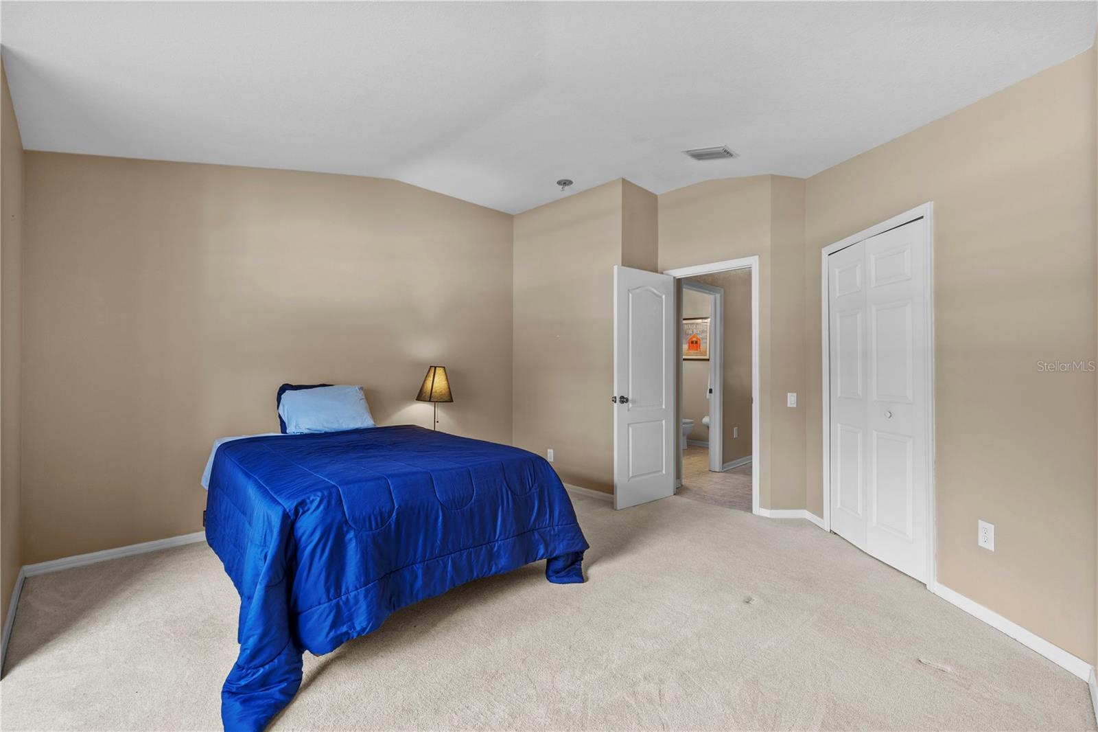 Image 17 of 49 For 26338 Whirlaway Terrace
