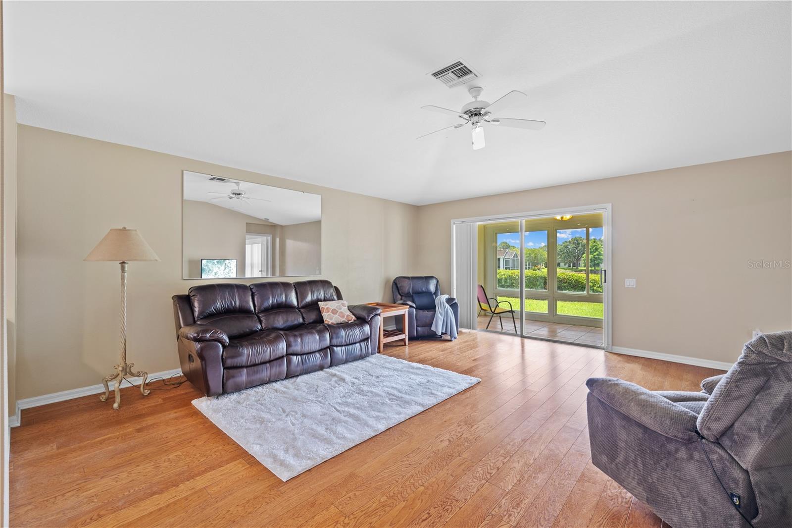 Image 7 of 49 For 26338 Whirlaway Terrace