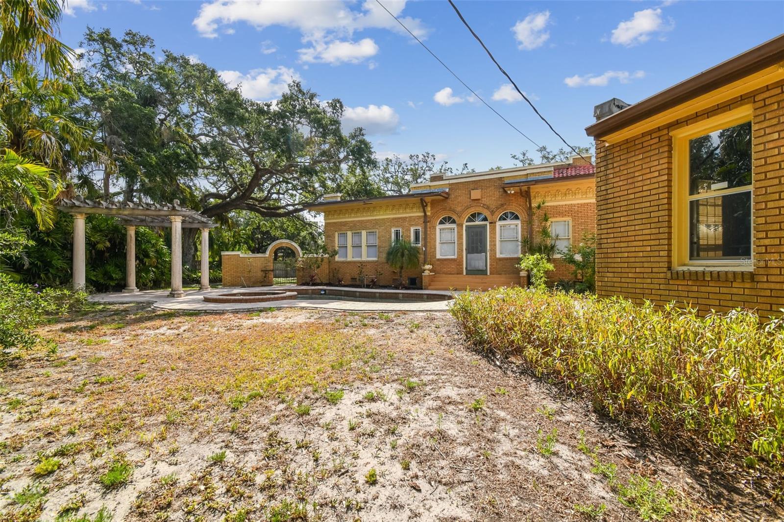 Image 8 of 10 For 2710 Dundee Street