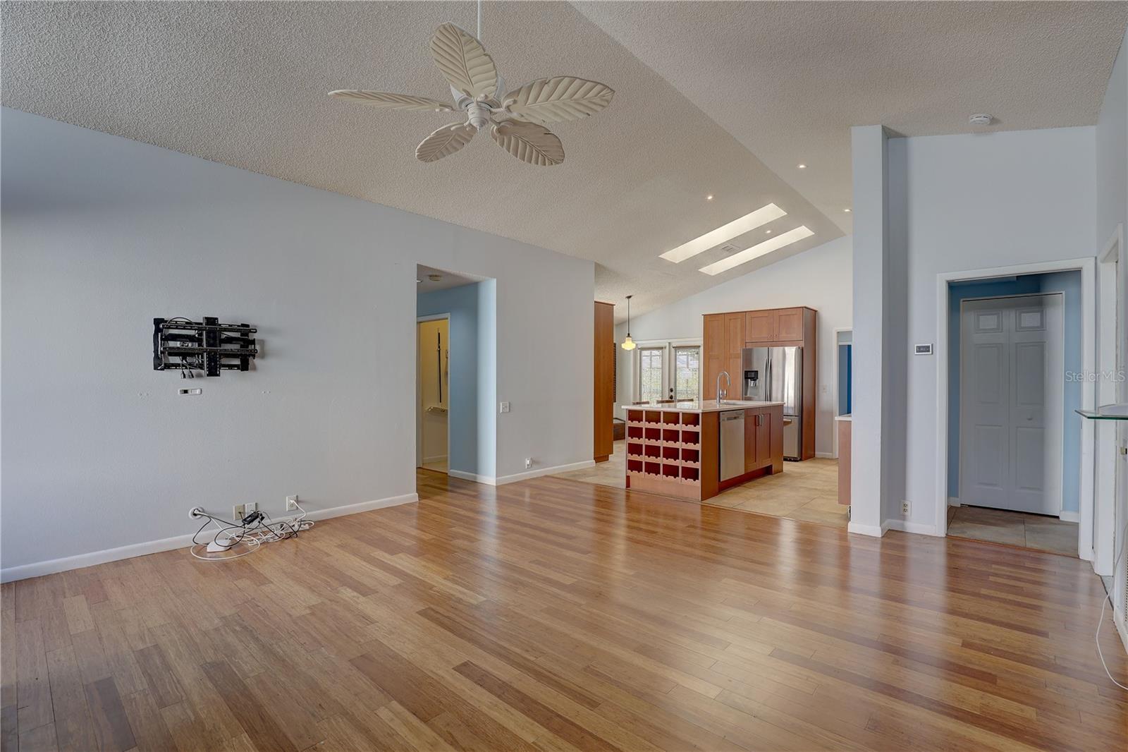 Image 15 of 64 For 8521 Caitlin Court