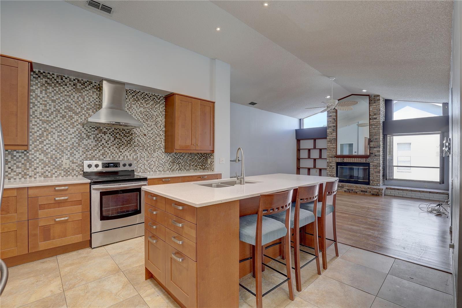 Image 18 of 64 For 8521 Caitlin Court