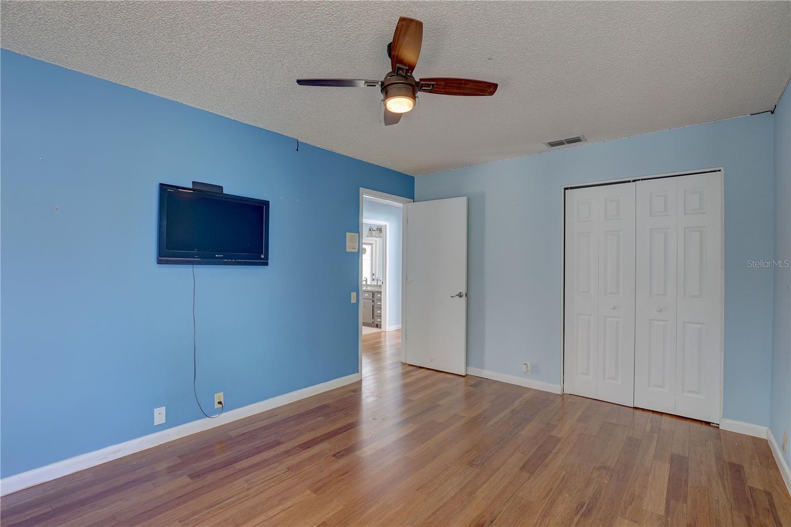 Image 36 of 64 For 8521 Caitlin Court