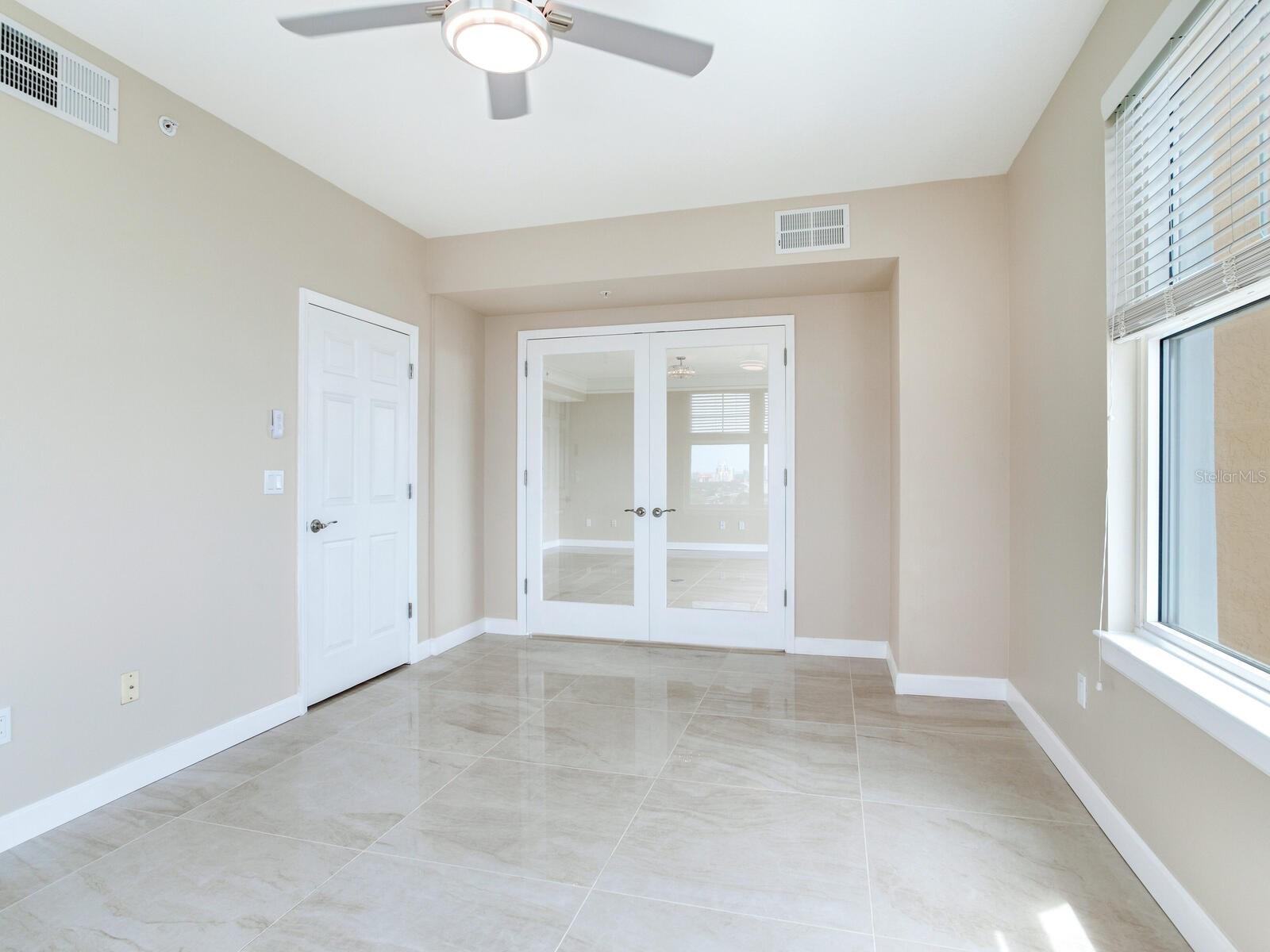 Image 18 of 40 For 345 Bayshore Boulevard 1813