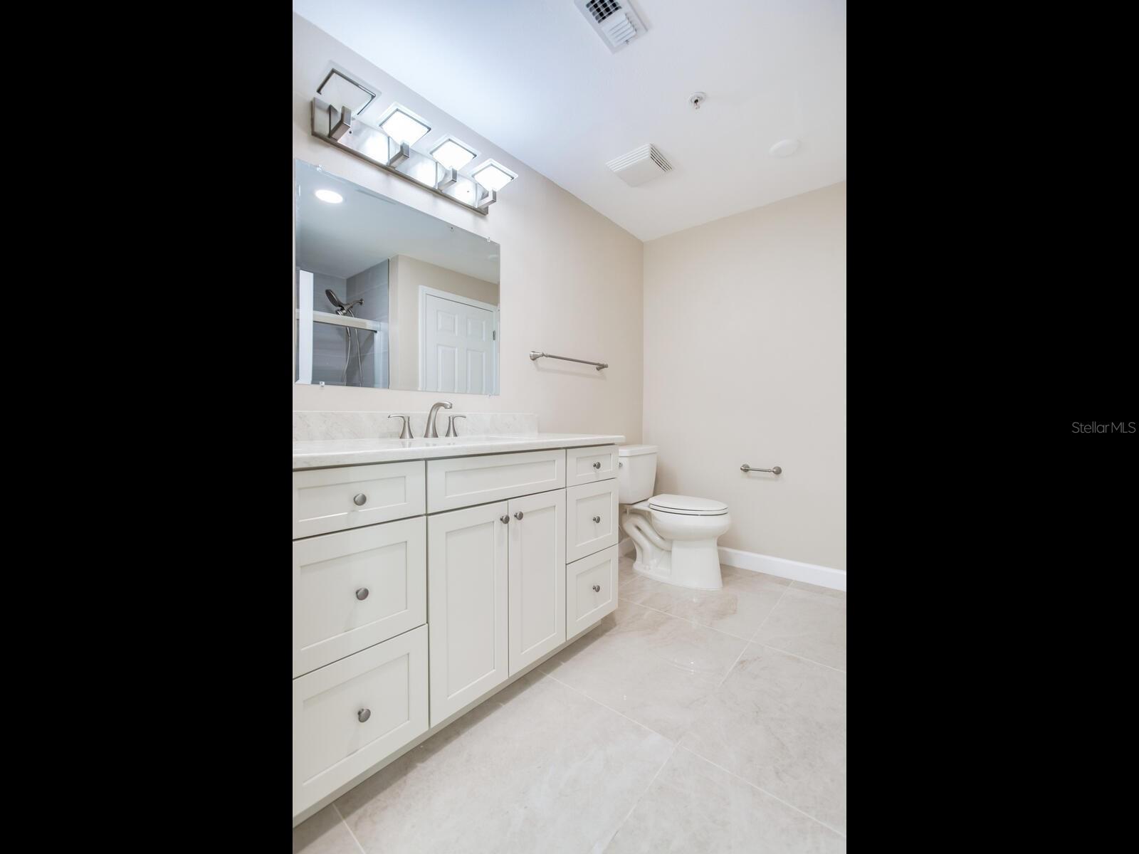 Image 20 of 40 For 345 Bayshore Boulevard 1813