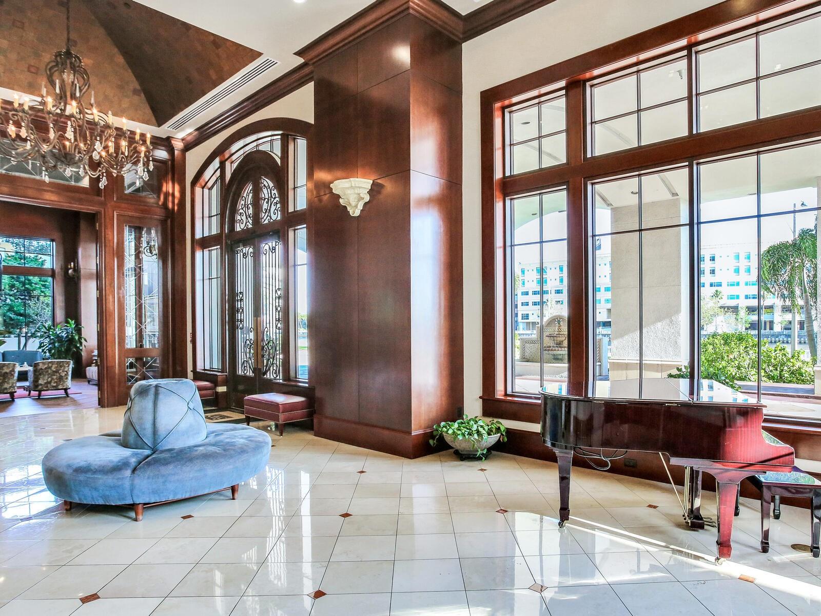 Image 3 of 40 For 345 Bayshore Boulevard 1813