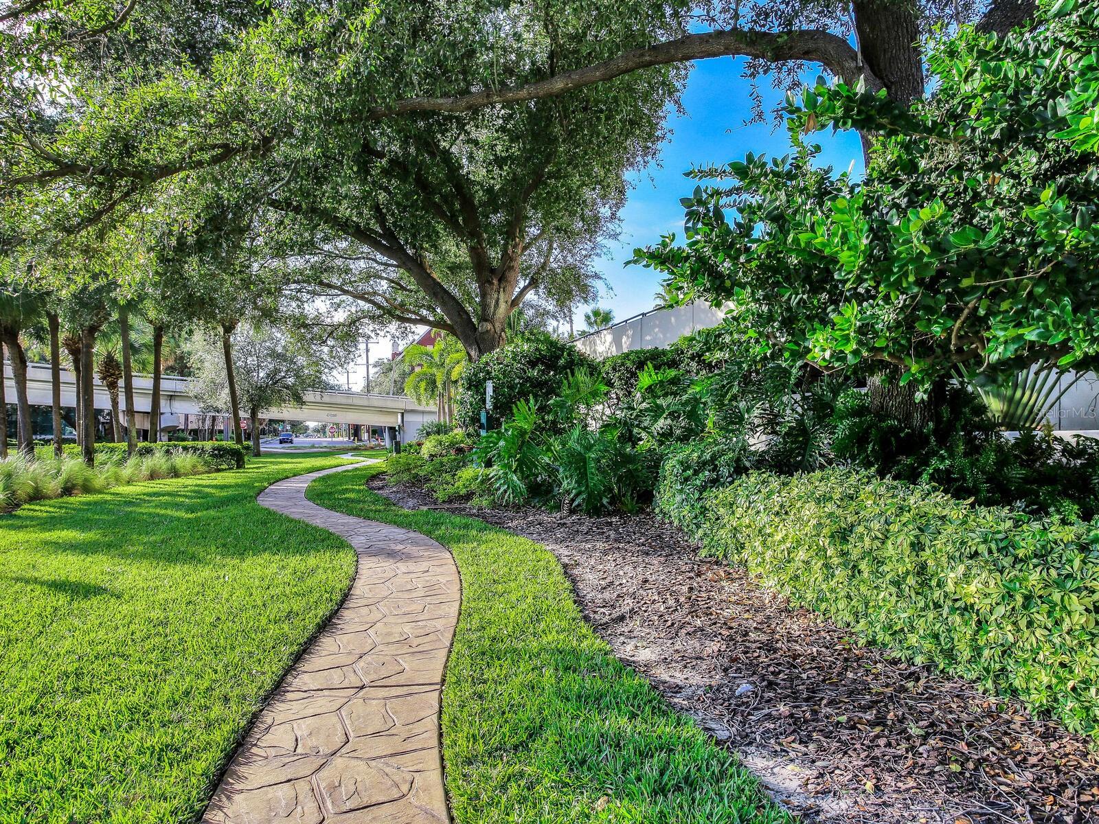 Image 39 of 40 For 345 Bayshore Boulevard 1813