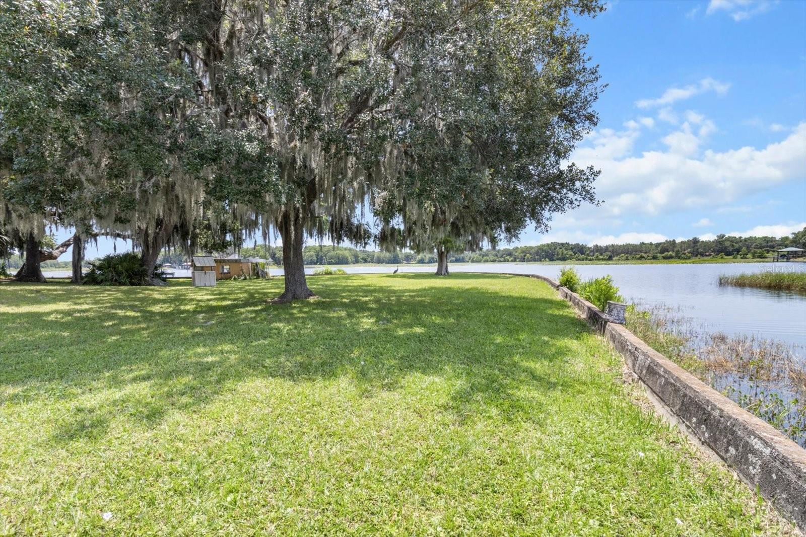 Listing photo id 10 for 1226 Telephone Point Road