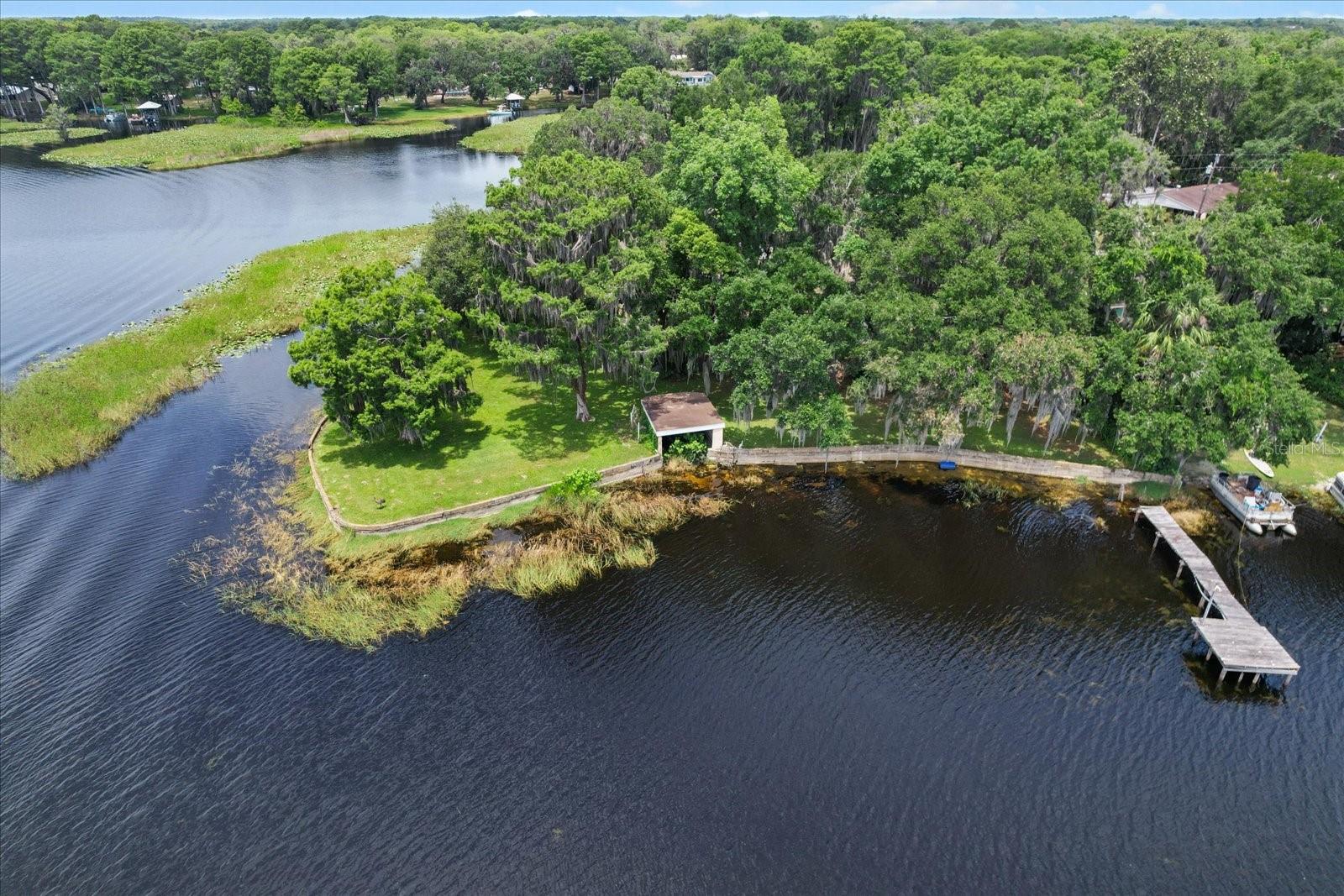 Listing photo id 1 for 1226 Telephone Point Road