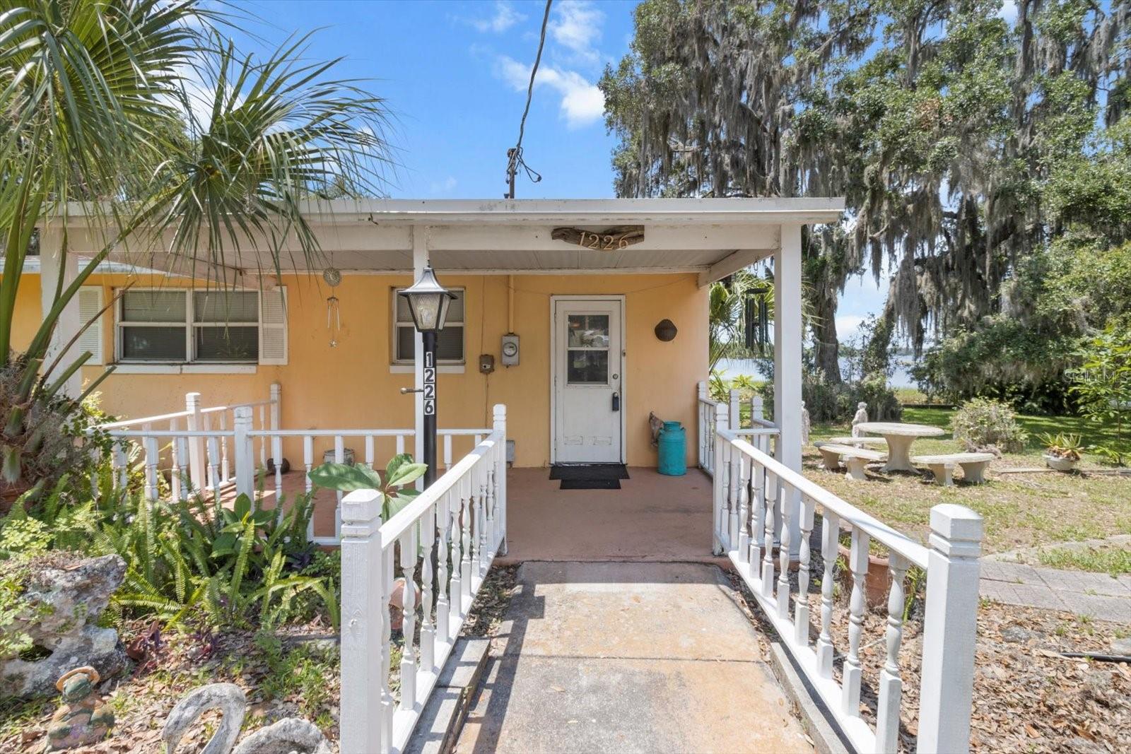 Listing photo id 4 for 1226 Telephone Point Road
