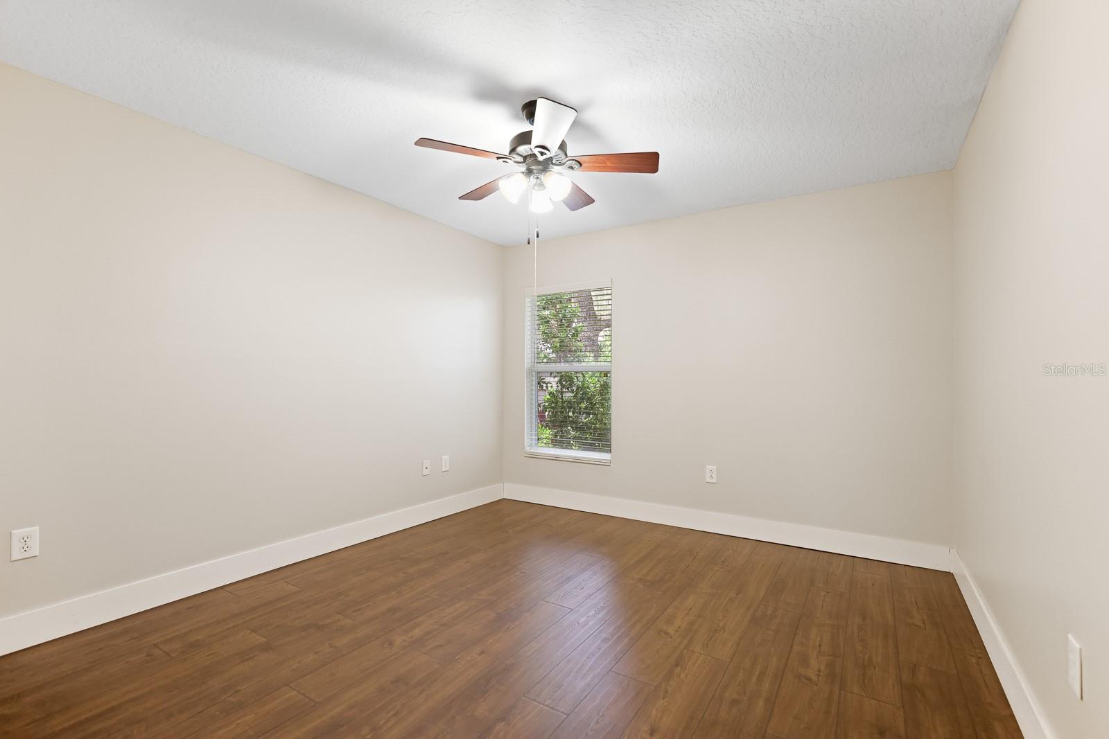 Image 20 of 36 For 10135 Paddock Oaks Drive