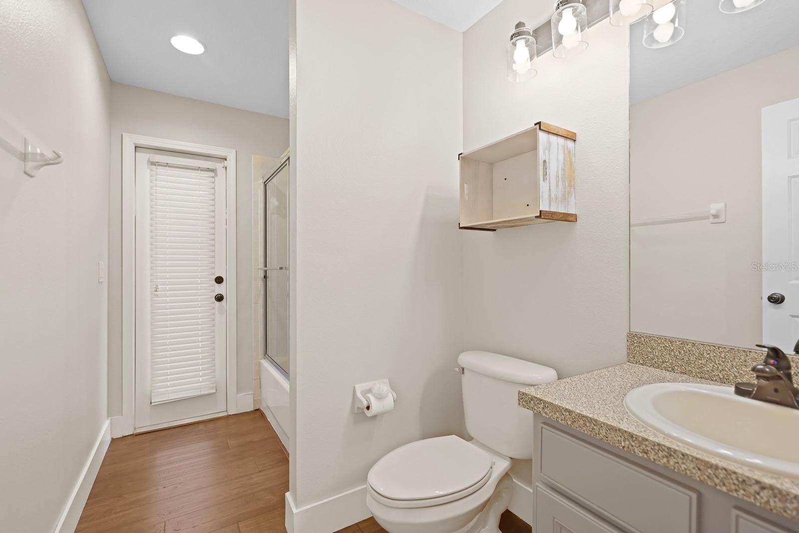 Image 22 of 36 For 10135 Paddock Oaks Drive