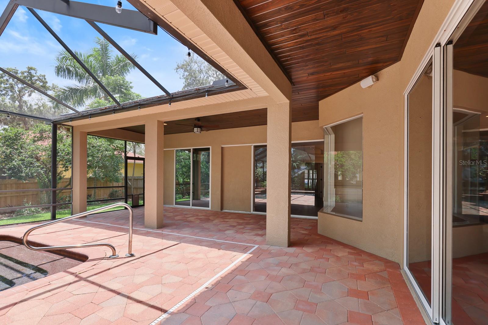 Image 30 of 36 For 10135 Paddock Oaks Drive