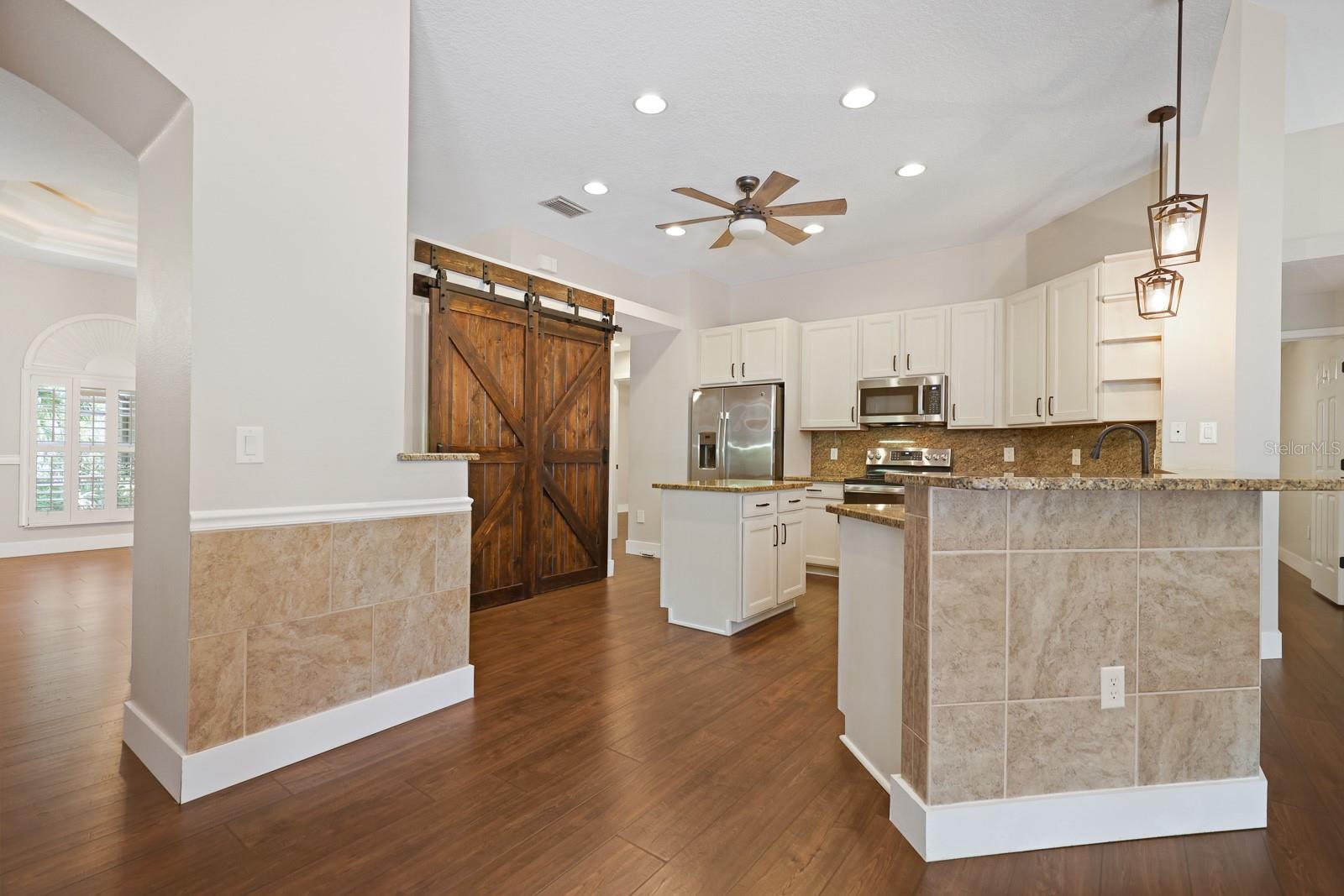 Image 6 of 36 For 10135 Paddock Oaks Drive