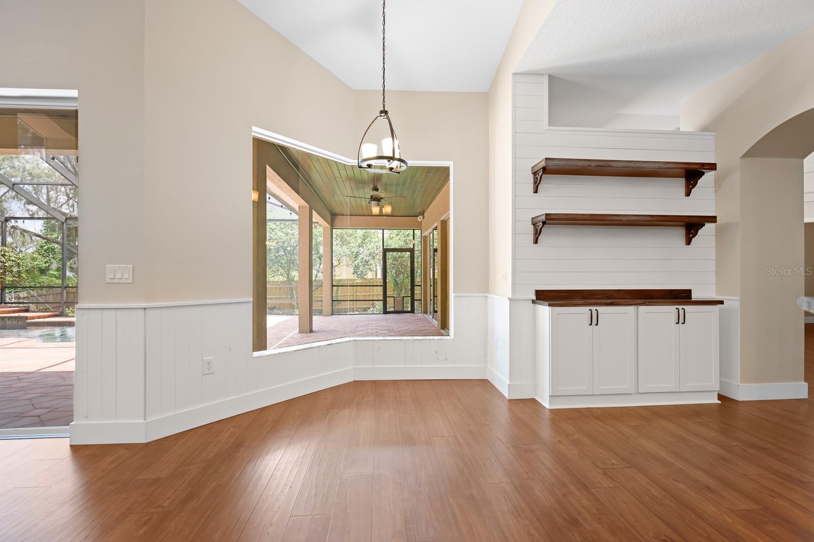 Image 9 of 36 For 10135 Paddock Oaks Drive