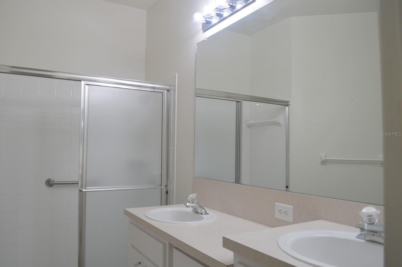 Image 9 of 22 For 1922 Sassafras Drive