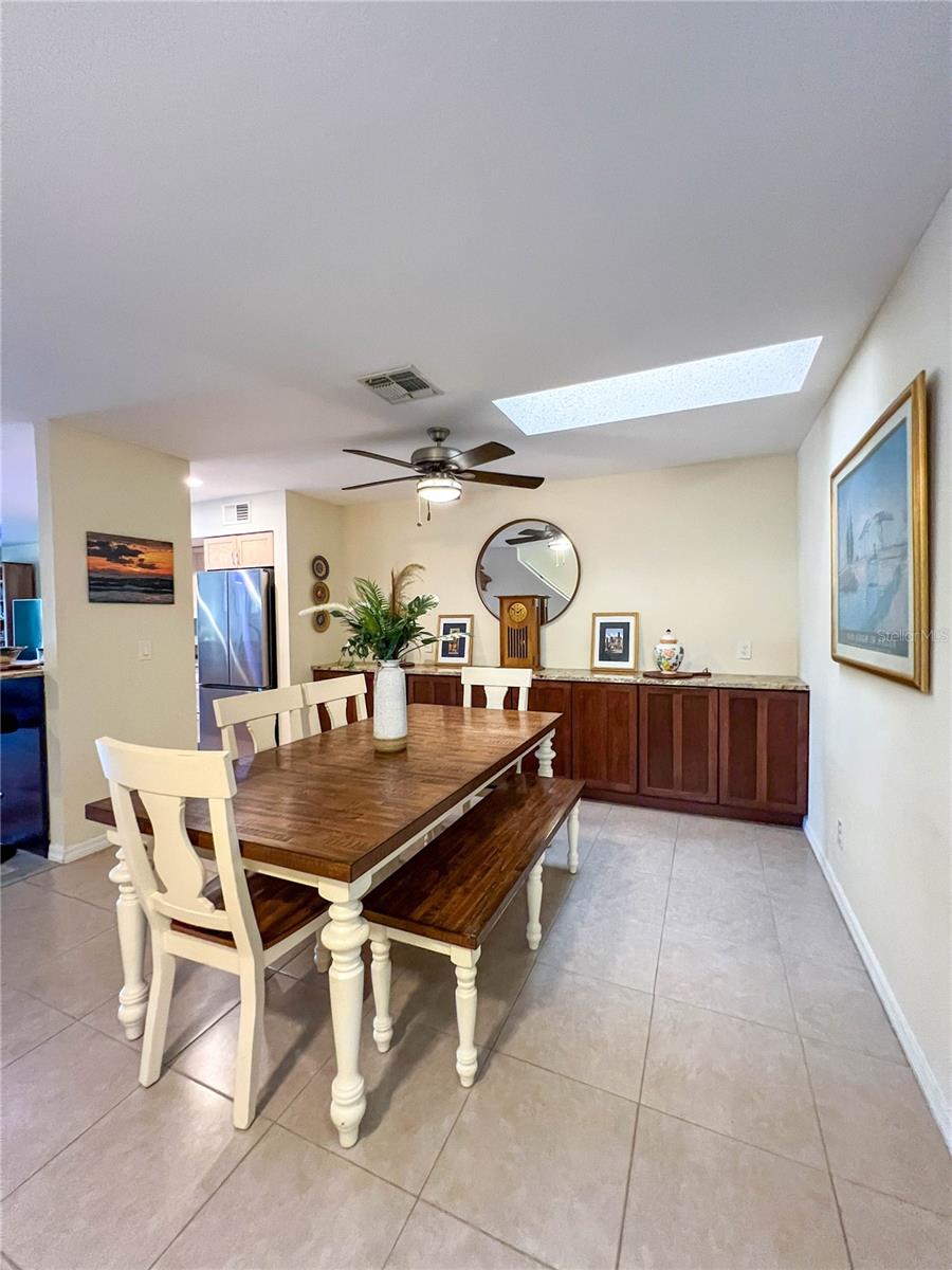 Image 18 of 71 For 659 Garland Circle