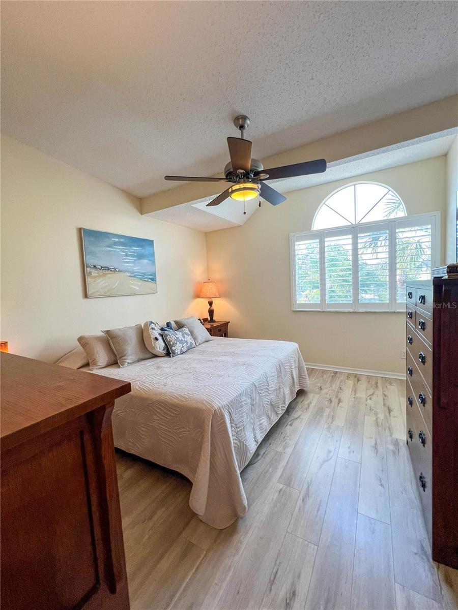 Image 21 of 71 For 659 Garland Circle