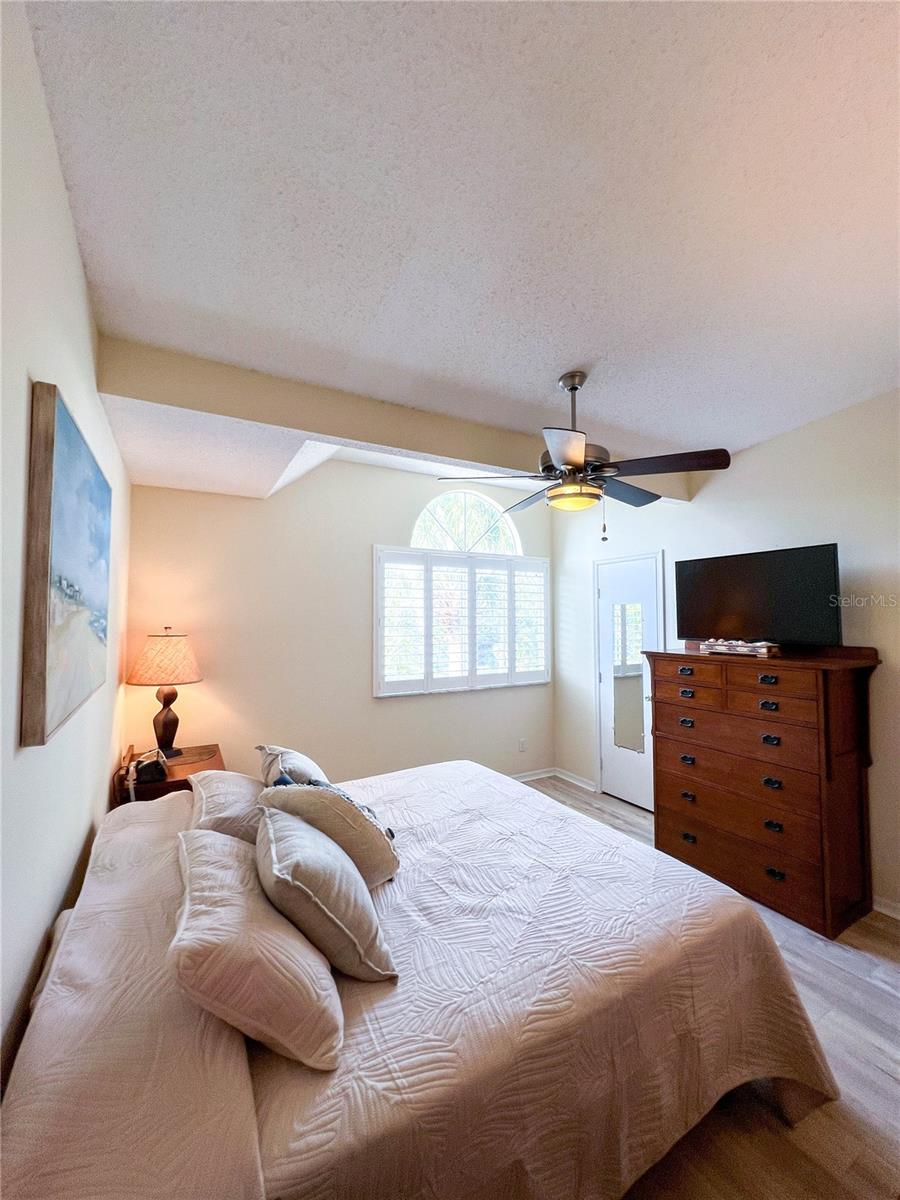 Image 22 of 71 For 659 Garland Circle