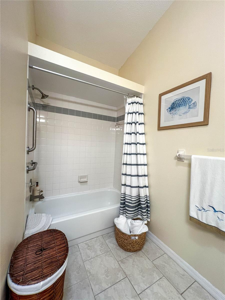 Image 31 of 71 For 659 Garland Circle