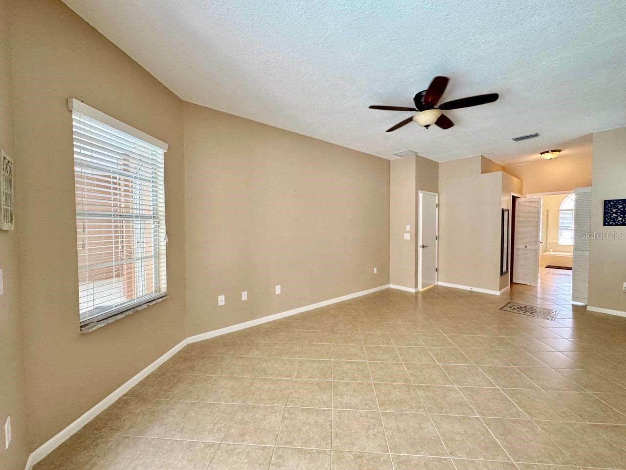 Image 12 of 54 For 4336 Worthington Circle