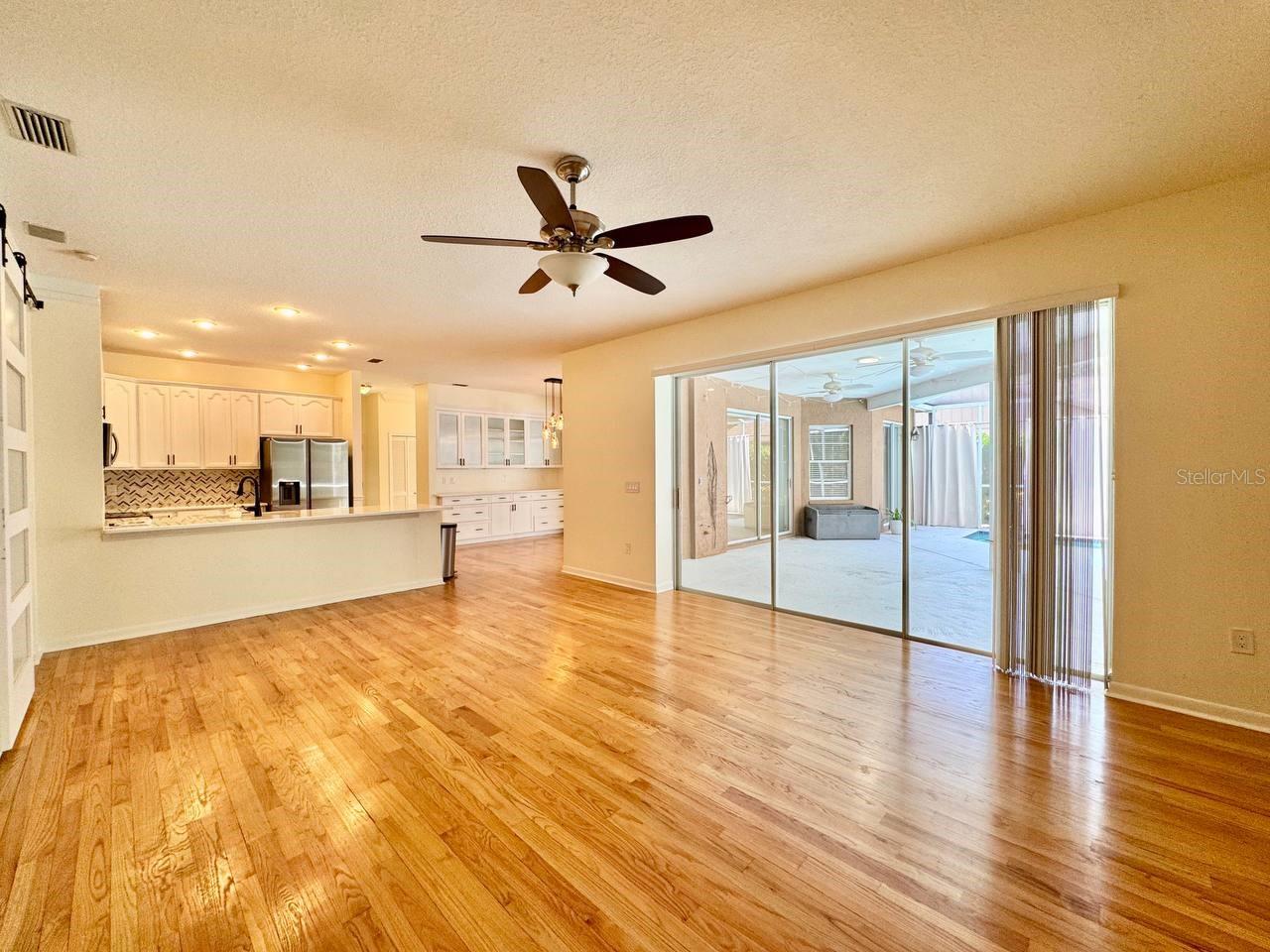 Image 31 of 54 For 4336 Worthington Circle