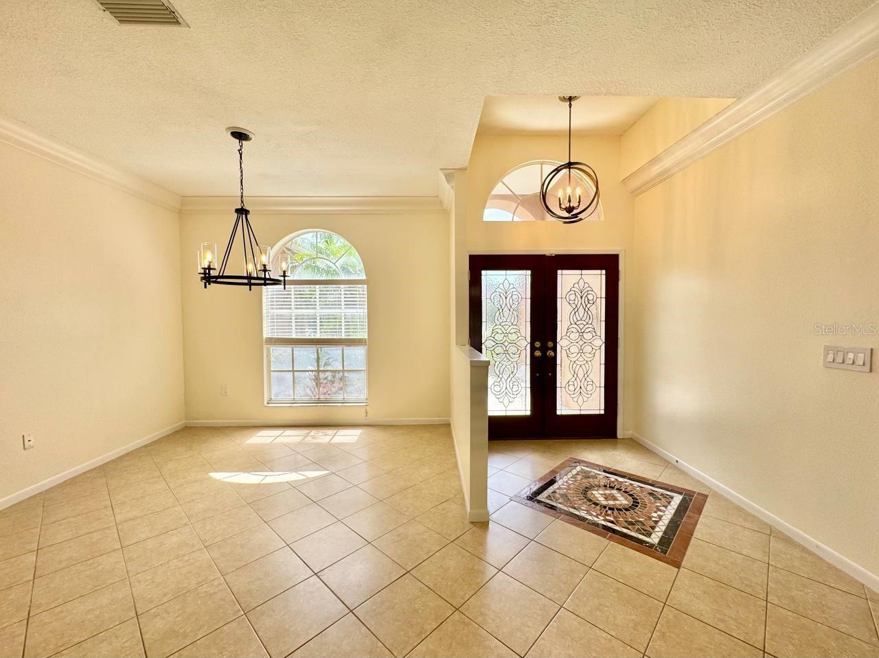 Image 8 of 54 For 4336 Worthington Circle