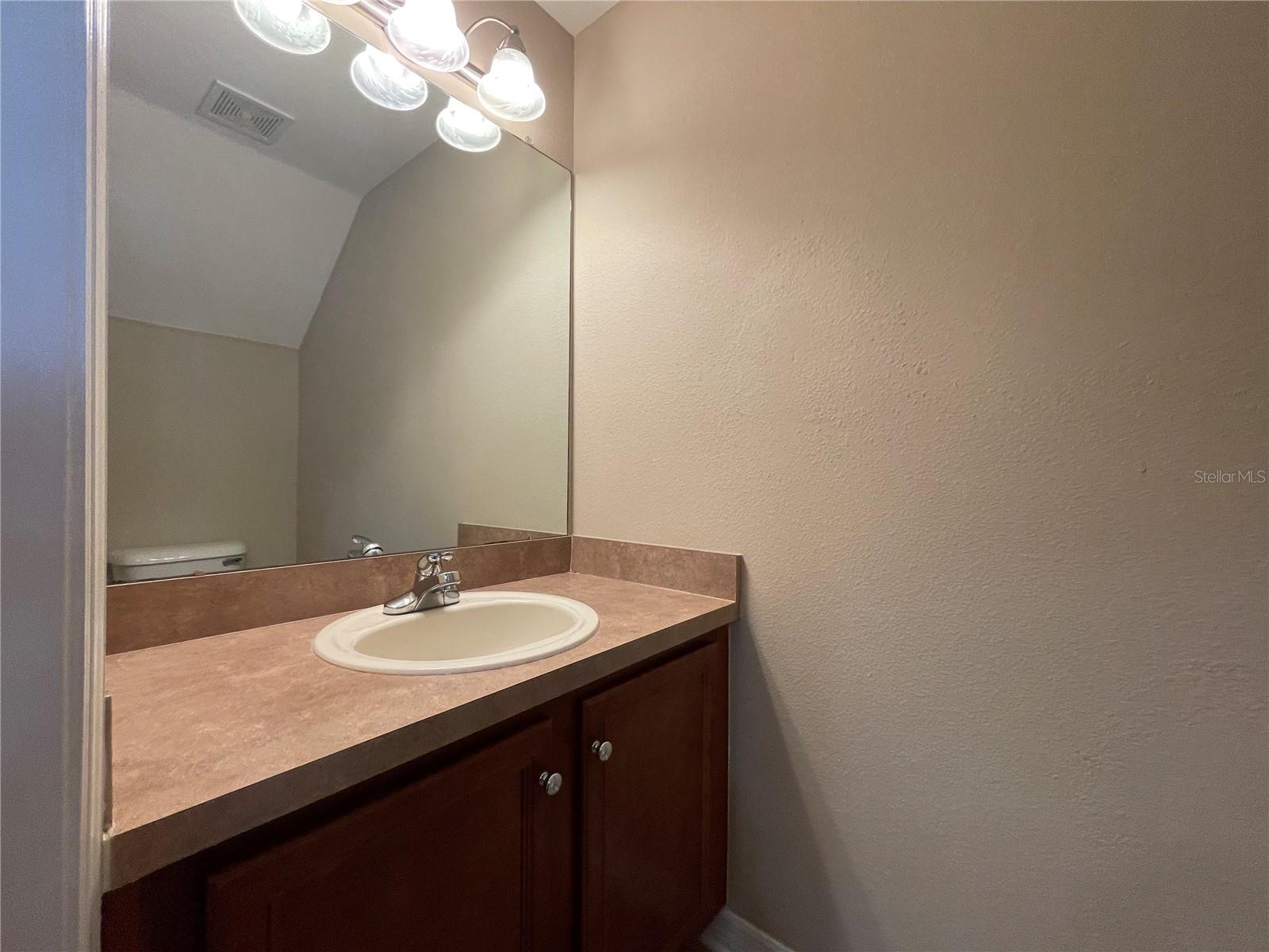 Image 15 of 56 For 16350 Swan View Circle