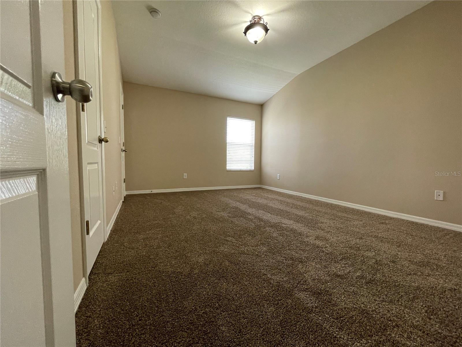 Image 33 of 56 For 16350 Swan View Circle