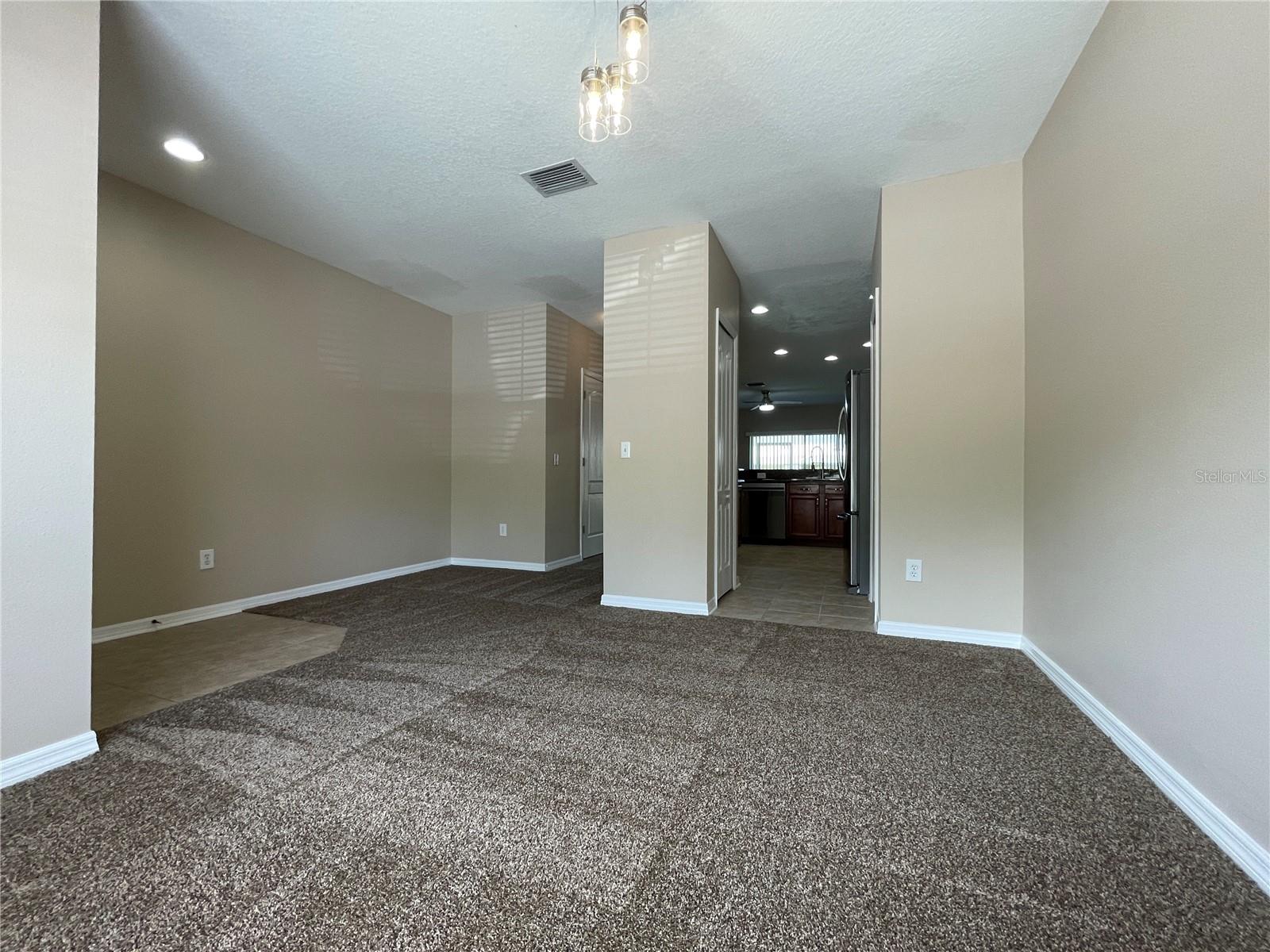 Image 5 of 56 For 16350 Swan View Circle