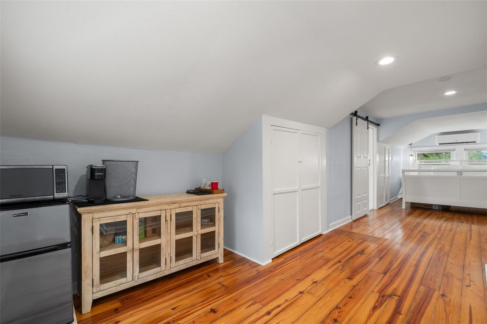 Image 23 of 38 For 535 31st Avenue N