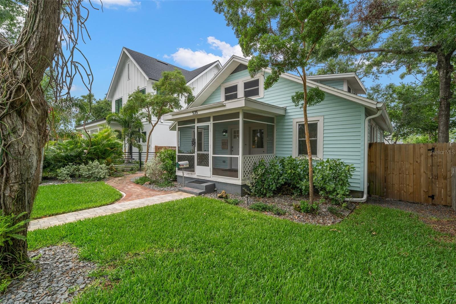 Image 3 of 38 For 535 31st Avenue N