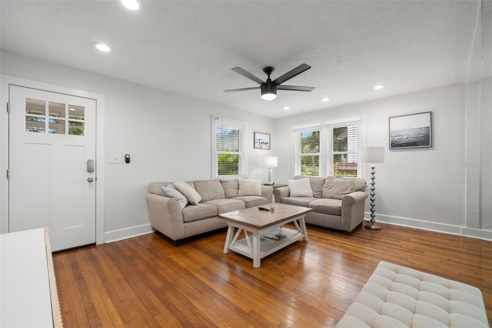 Image 5 of 38 For 535 31st Avenue N