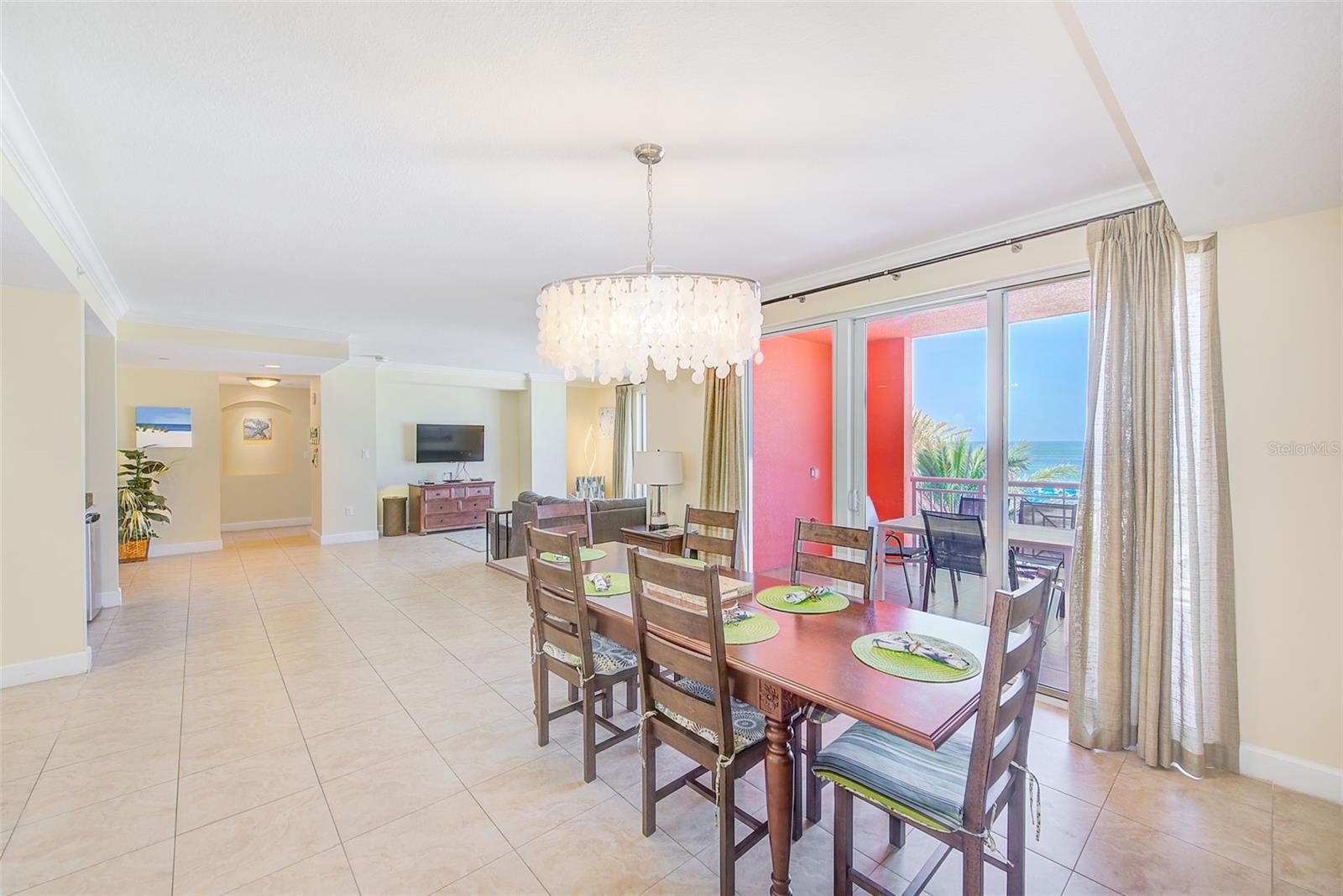 Image 11 of 47 For 301 Gulfview Boulevard 301