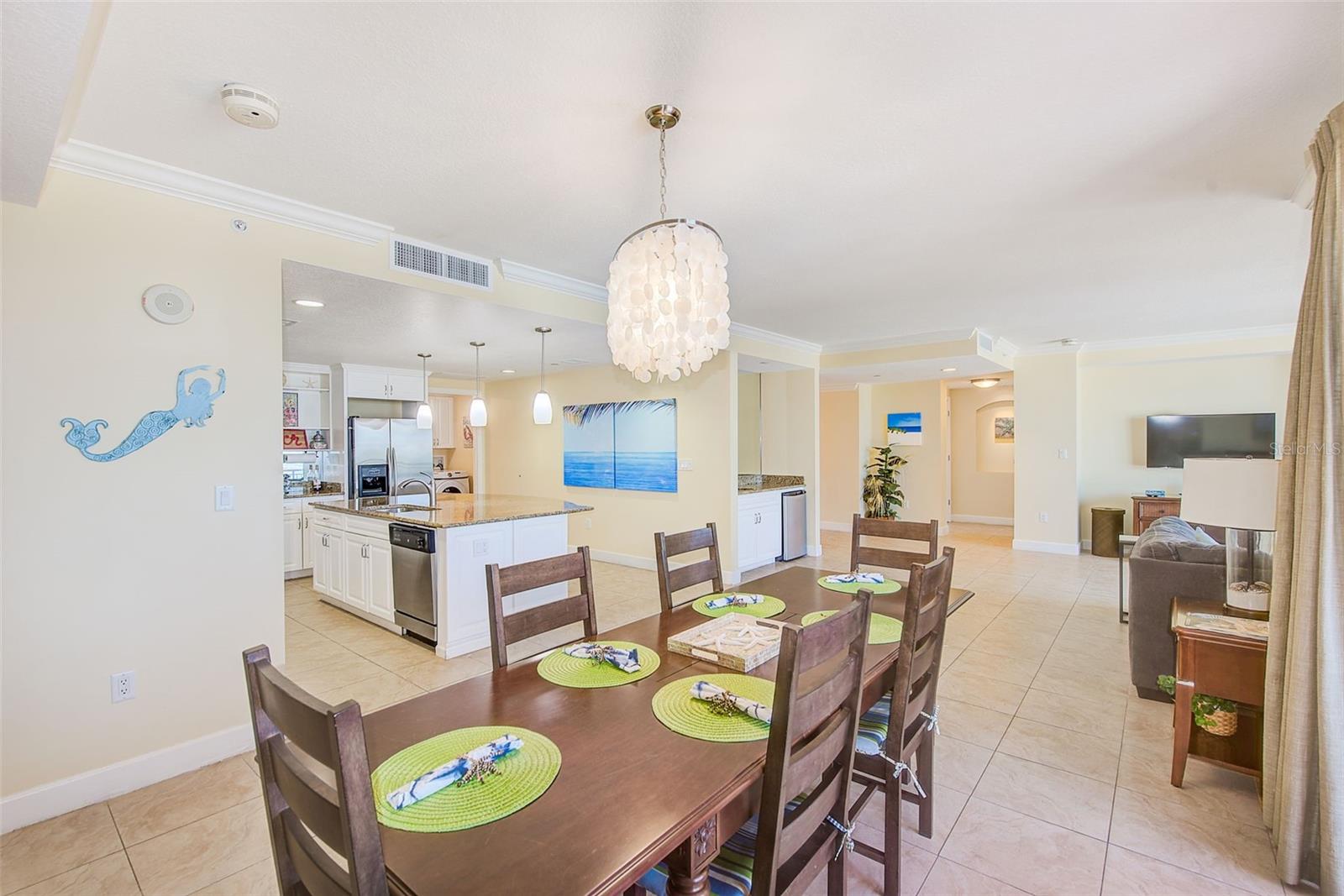 Image 12 of 47 For 301 Gulfview Boulevard 301