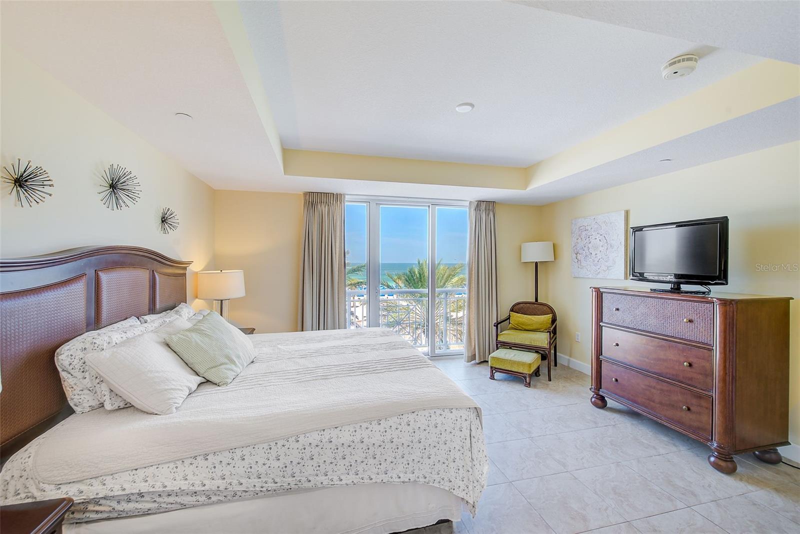 Image 21 of 47 For 301 Gulfview Boulevard 301