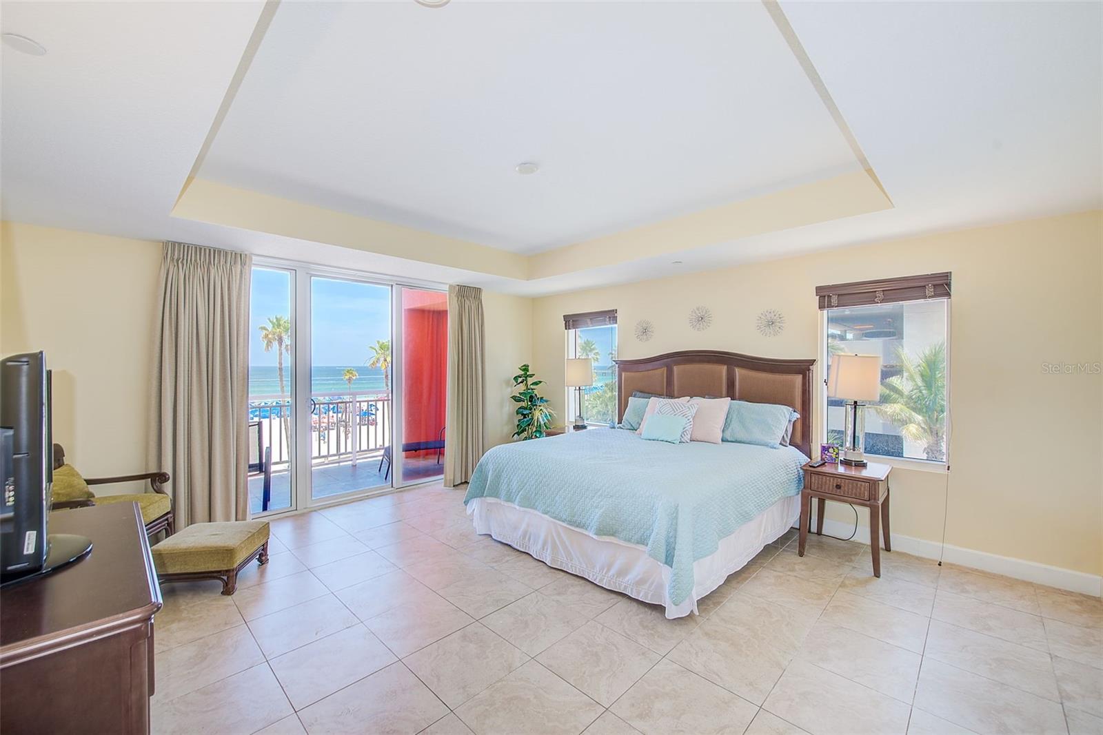Image 25 of 47 For 301 Gulfview Boulevard 301