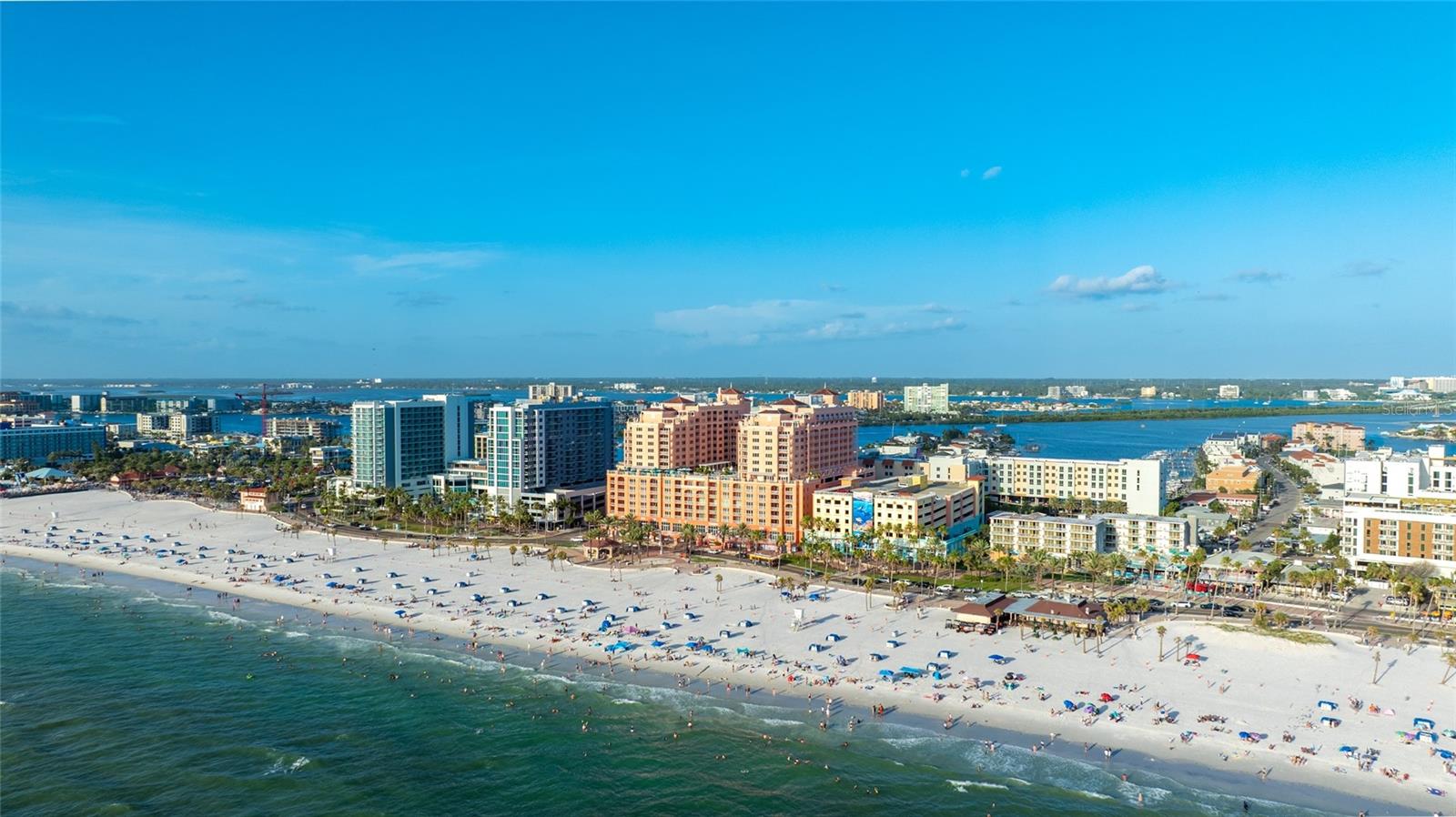 Listing photo id 53 for 301 Gulfview Boulevard 301