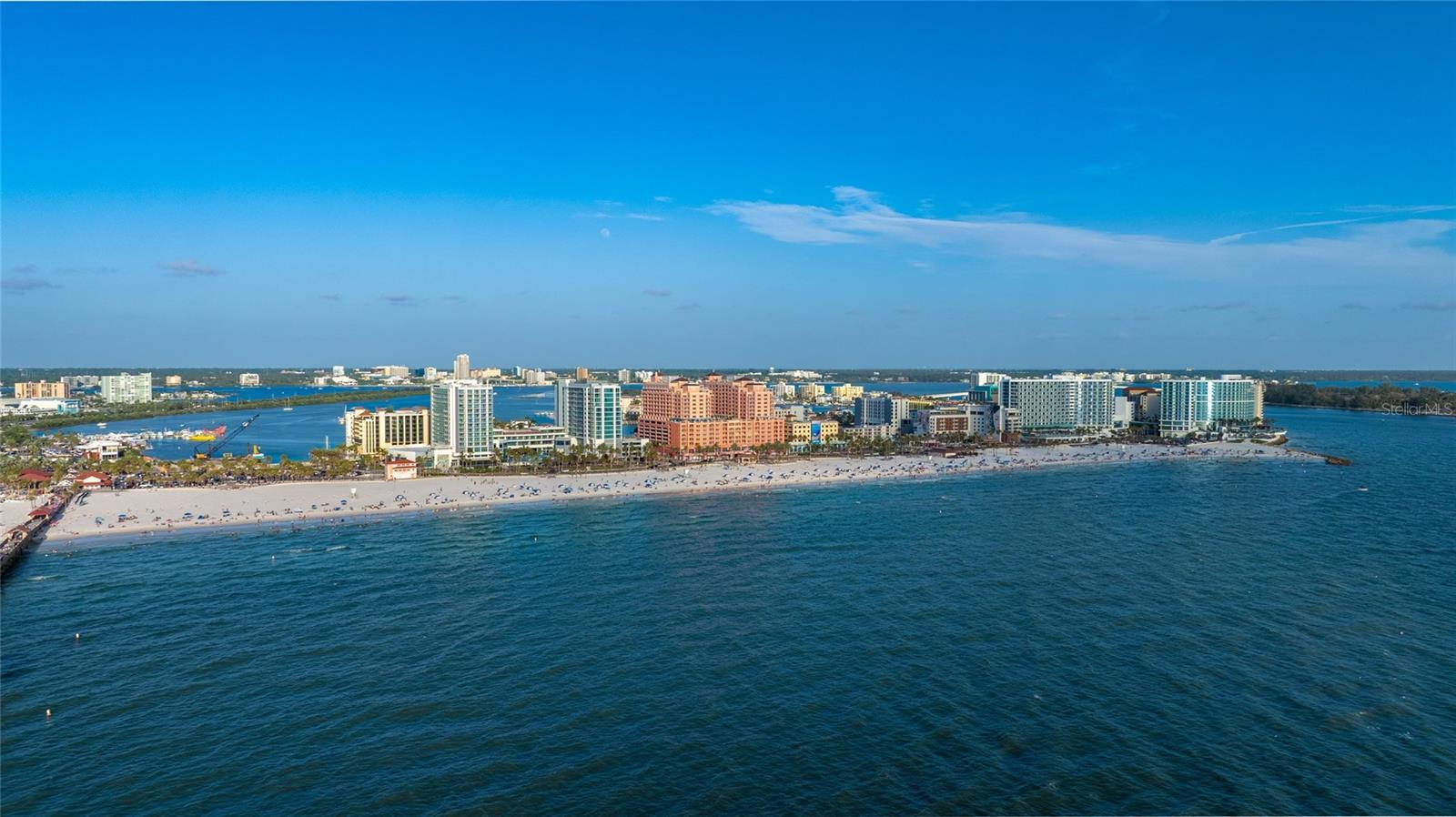 Listing photo id 57 for 301 Gulfview Boulevard 301