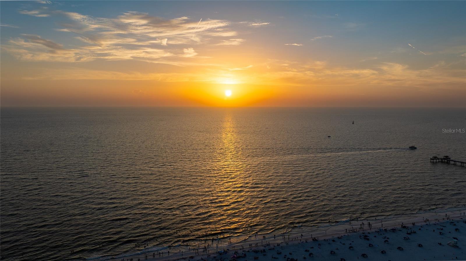 Listing photo id 65 for 301 Gulfview Boulevard 301