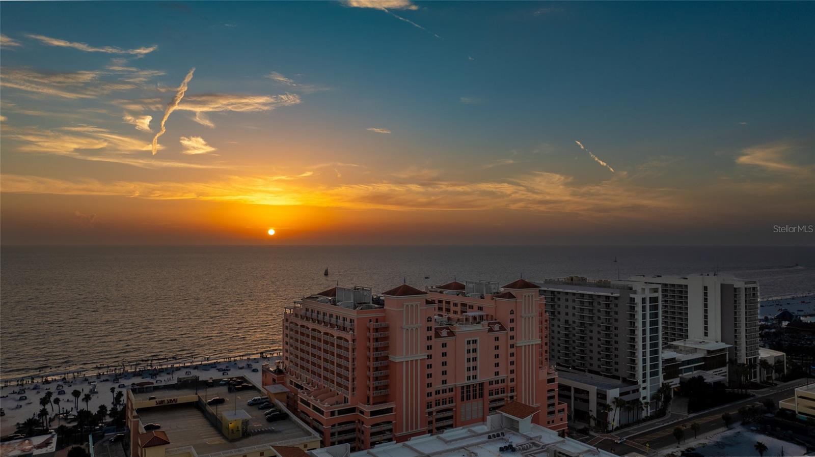 Listing photo id 66 for 301 Gulfview Boulevard 301