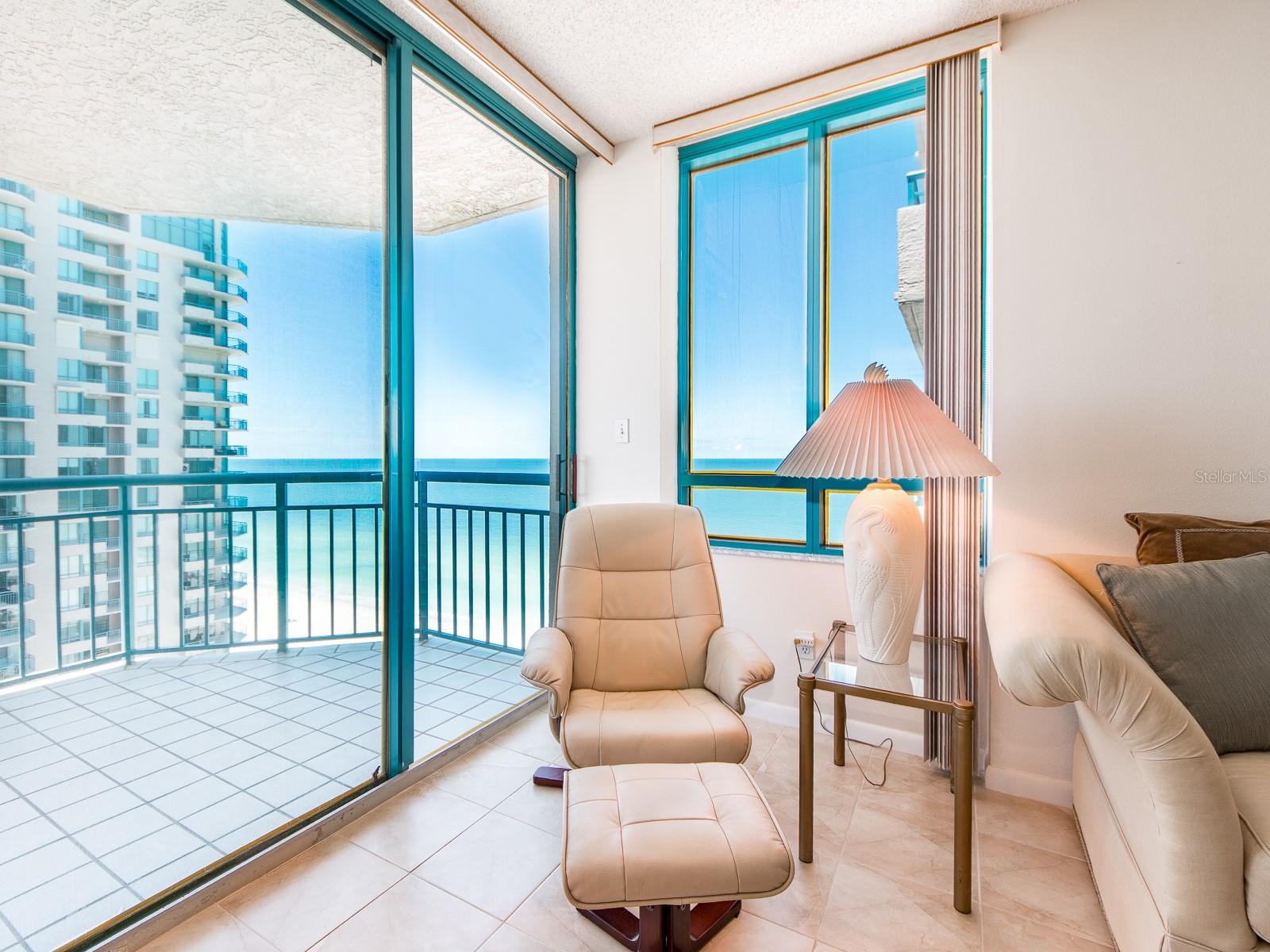 Image 12 of 67 For 1520 Gulf Boulevard 1505