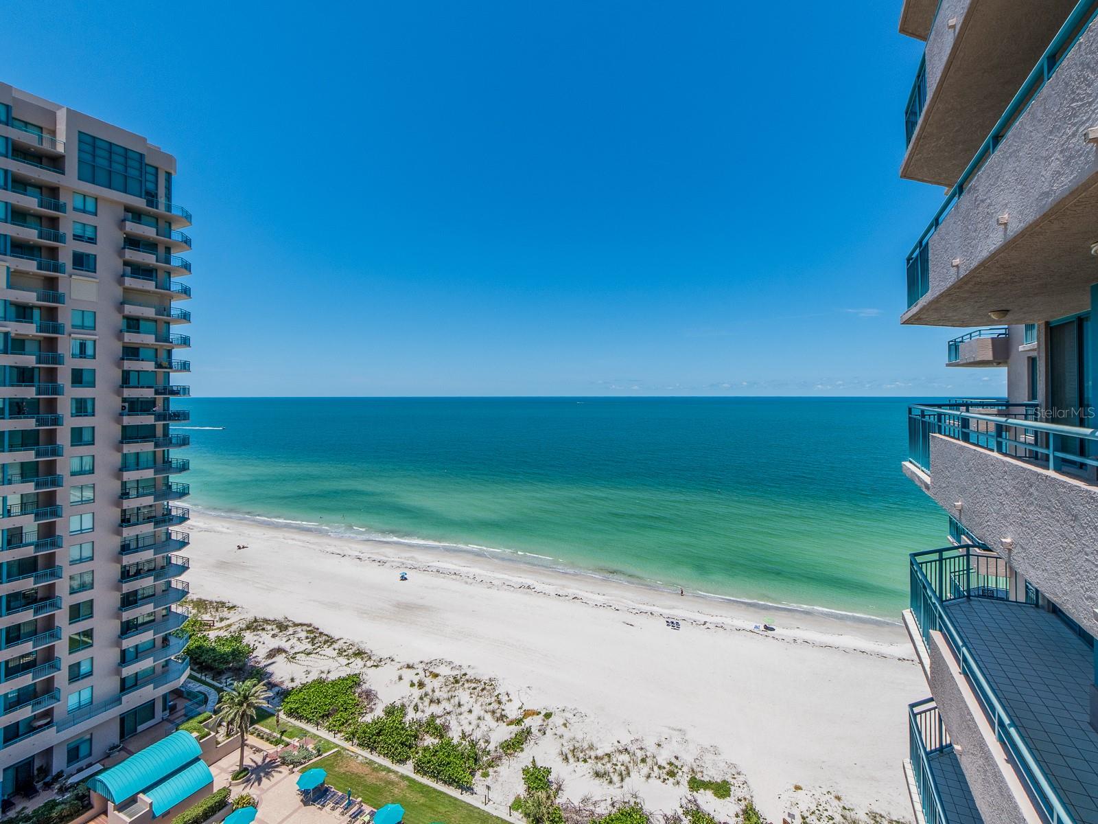 Image 18 of 67 For 1520 Gulf Boulevard 1505