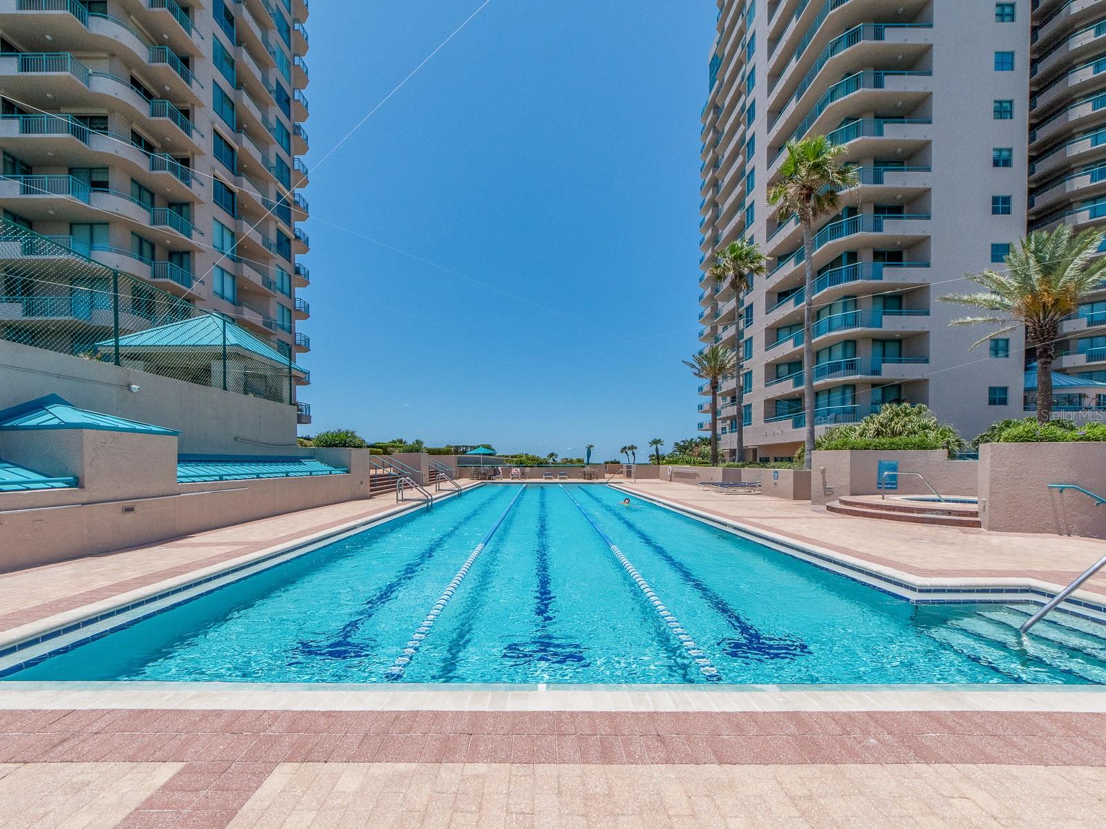 Image 45 of 67 For 1520 Gulf Boulevard 1505