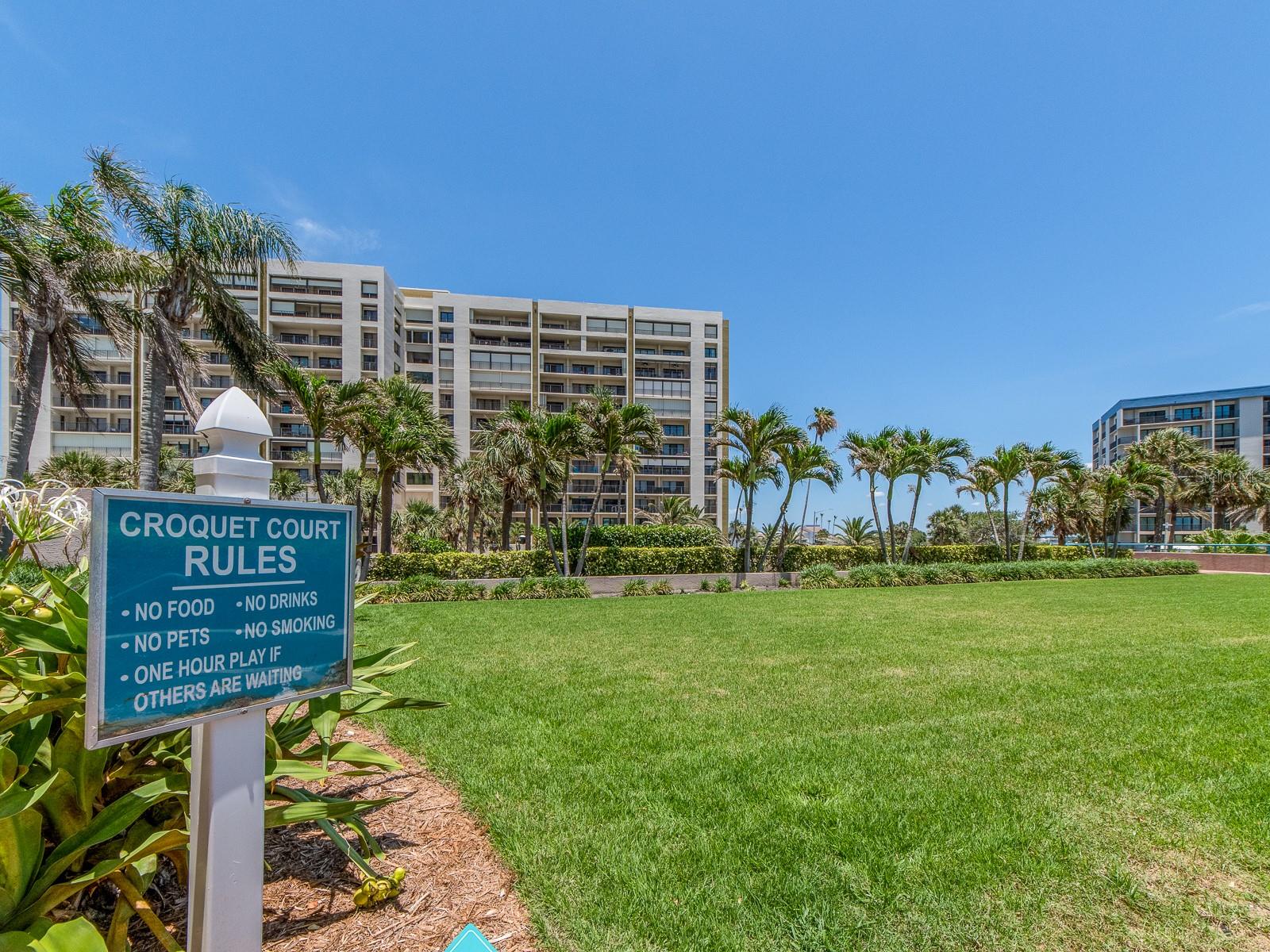 Image 49 of 67 For 1520 Gulf Boulevard 1505