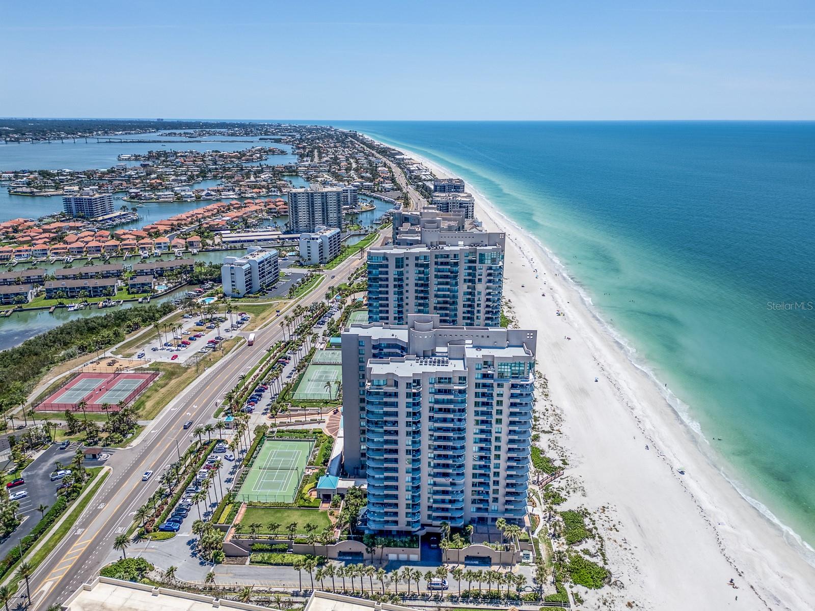 Image 64 of 67 For 1520 Gulf Boulevard 1505