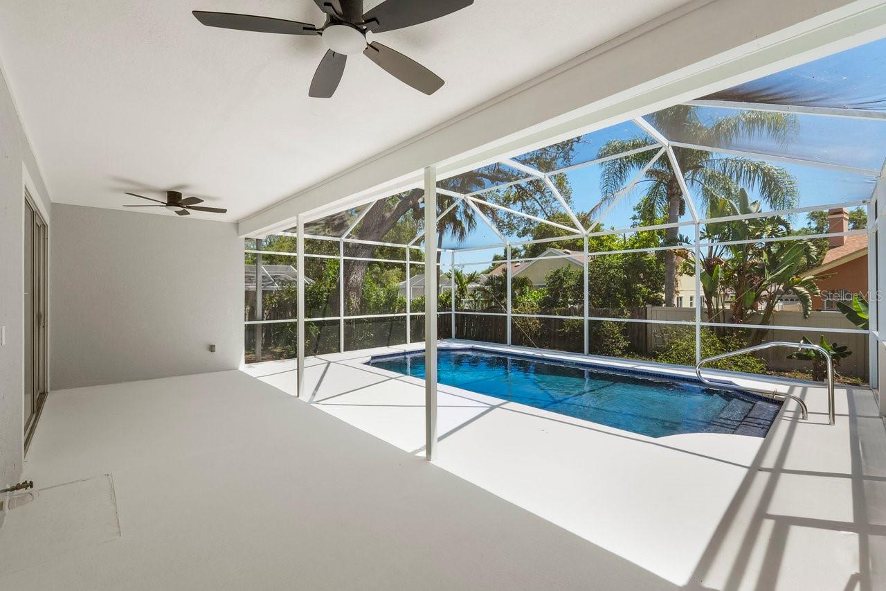 Image 27 of 33 For 970 Ridgewood Terrace