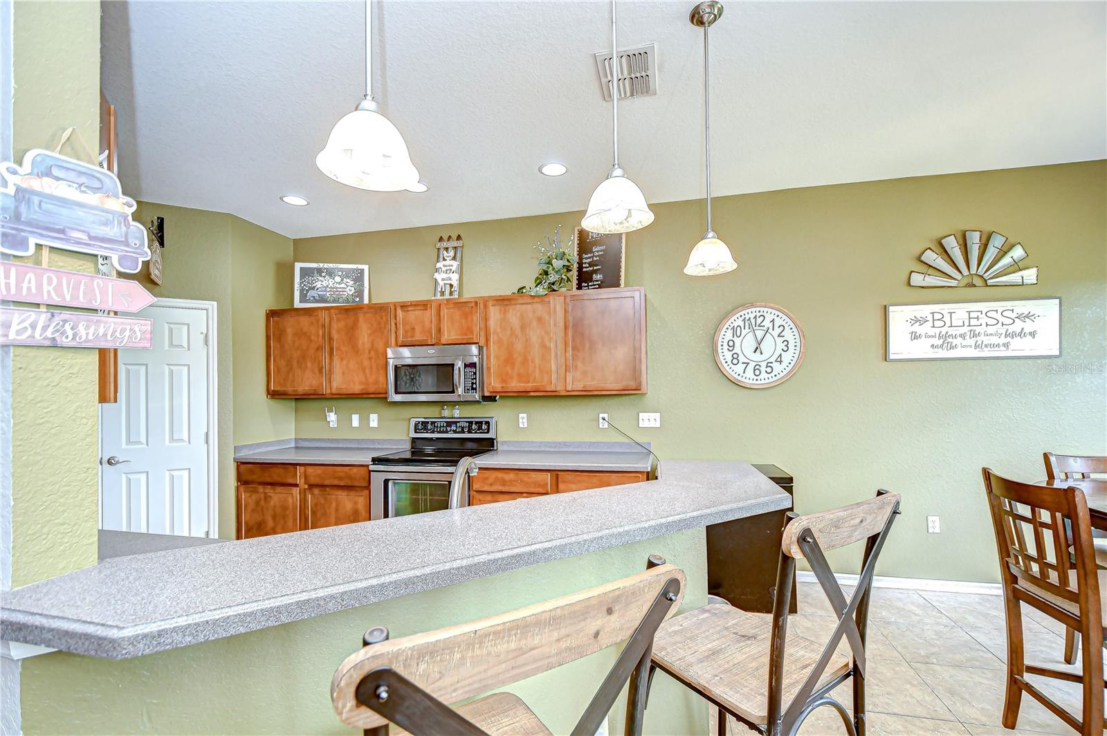 Image 10 of 44 For 6519 Twin Bridges Drive