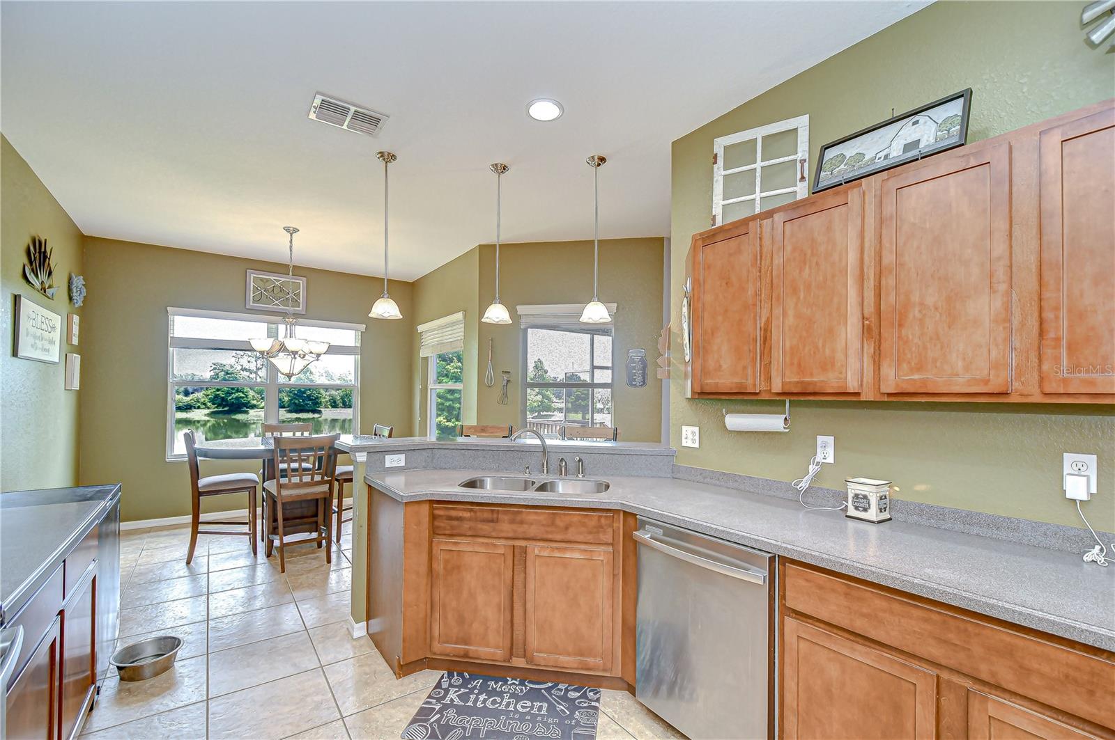 Image 17 of 44 For 6519 Twin Bridges Drive